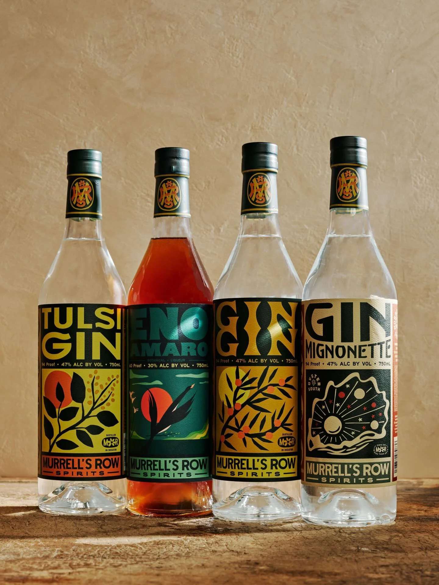 ✨Big Announcement✨
For those of you who love our freezer door martini&hellip;.we will be running a one time special $5 mini-martini with the best @murrellsrowspirits gin this Friday only!

Grab one (or two) while you look at @sydwalkerart &lsquo;s so