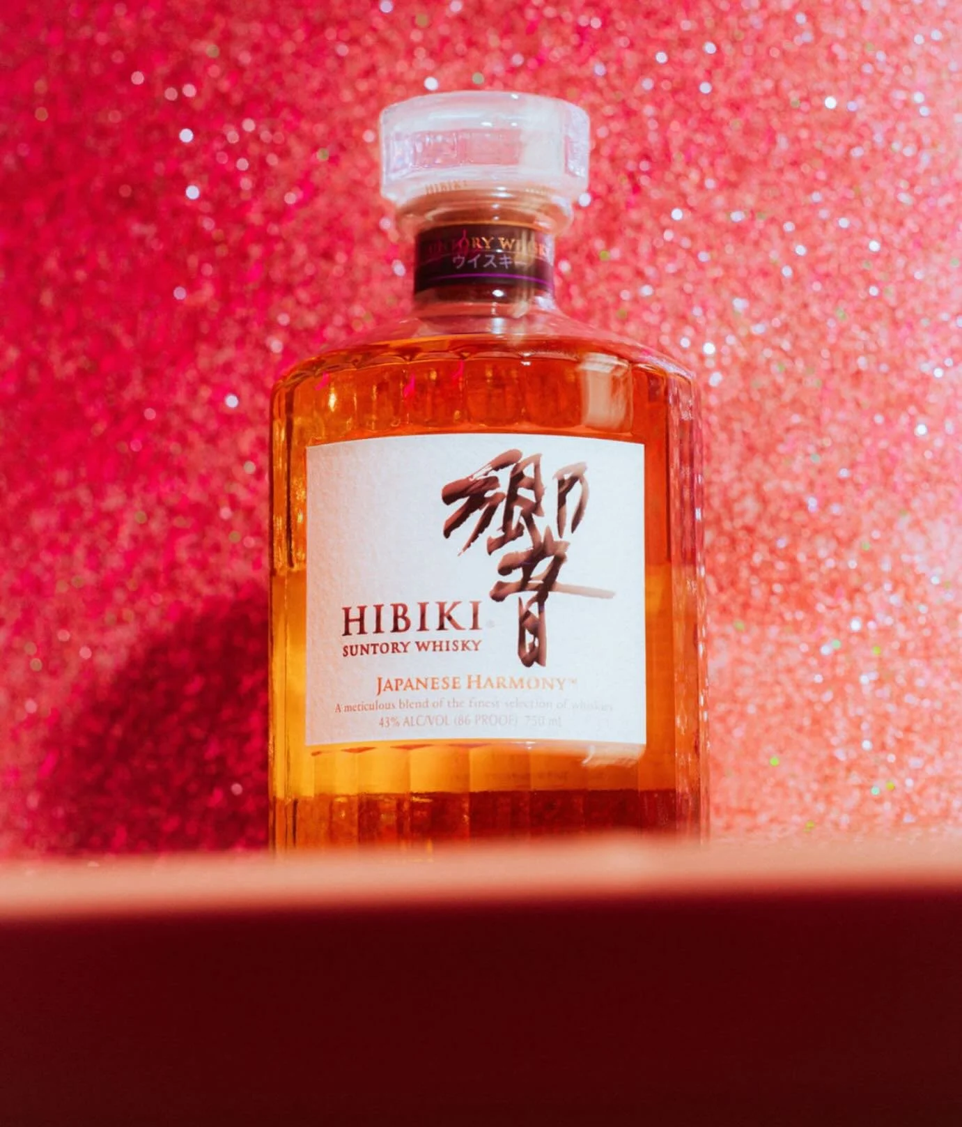 ✨Hibiki Suntory Whisky 
Japanese Harmony sold by the ounce, this one is a treat that won&rsquo;t break the bank. Expand your whiskey horizon with one of our current favorite back bar pours. Have it neat or on a rock by itself. 

Rose, lychee, and san