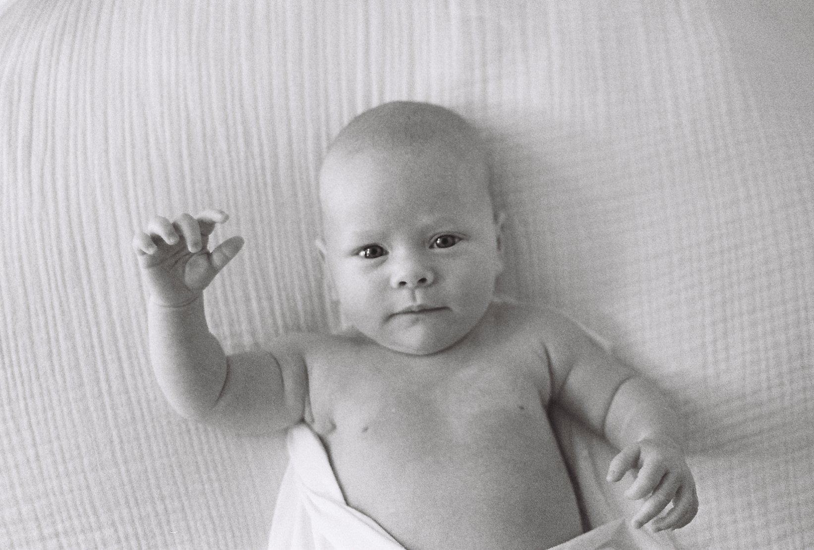 NewbornPhotographerLisbonPortugalFilmPhotography.jpg
