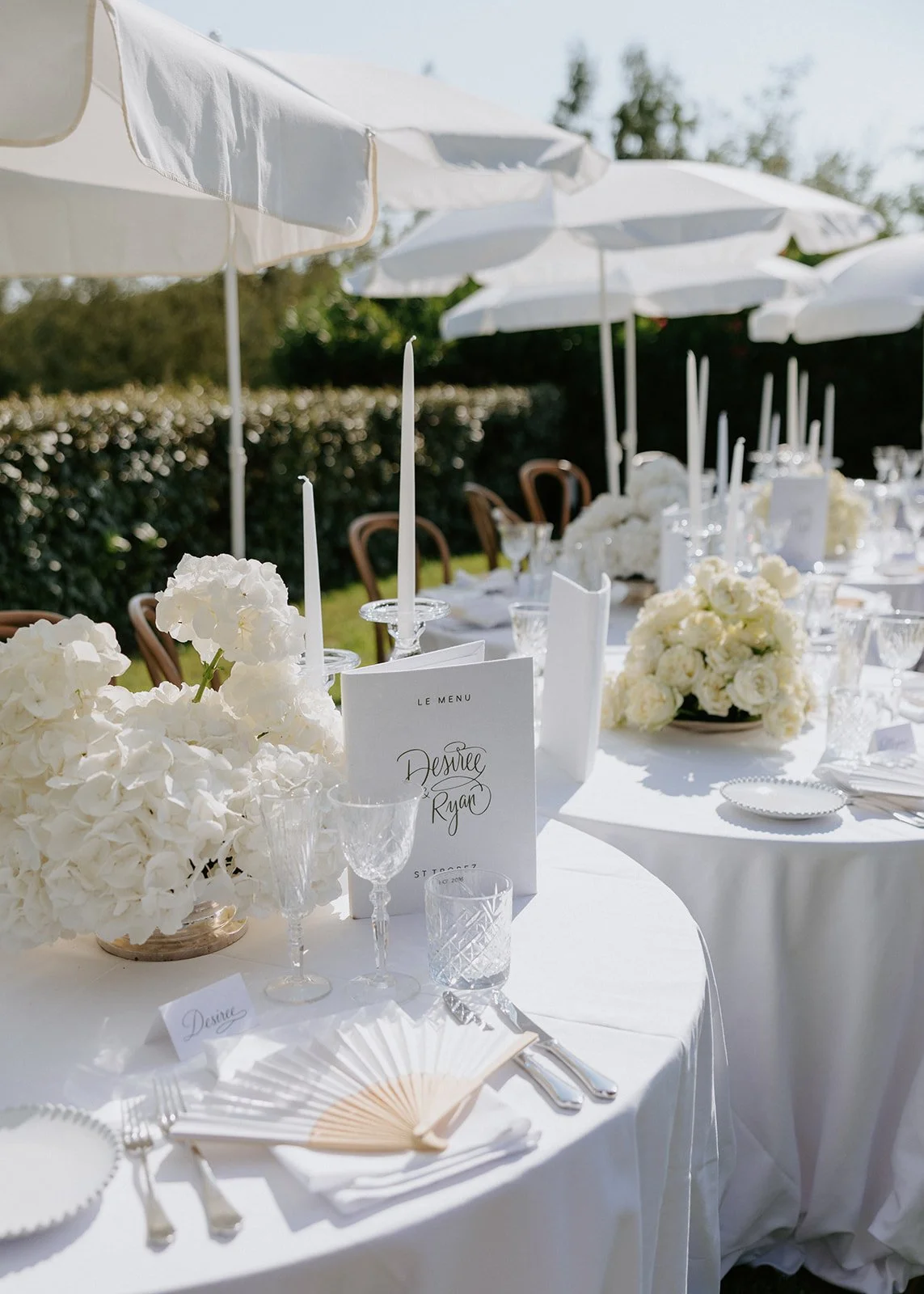 long-table-hydrangea-tablescape-umbrellas.jpg