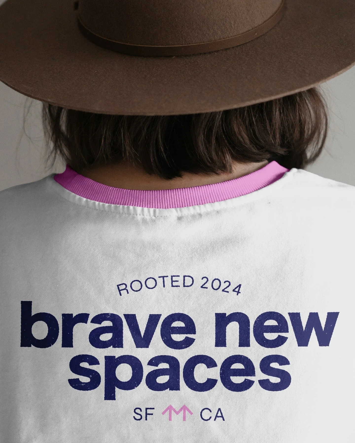 Say hey to @bravenewspaces 👋
We built a bold brand for this SF-based nonprofit rethinking what inclusive, creative events can look like.
From the wall to the tote to the tee&mdash;this one's loud, proud, and ready to lead.

#bayareabranding #brandid
