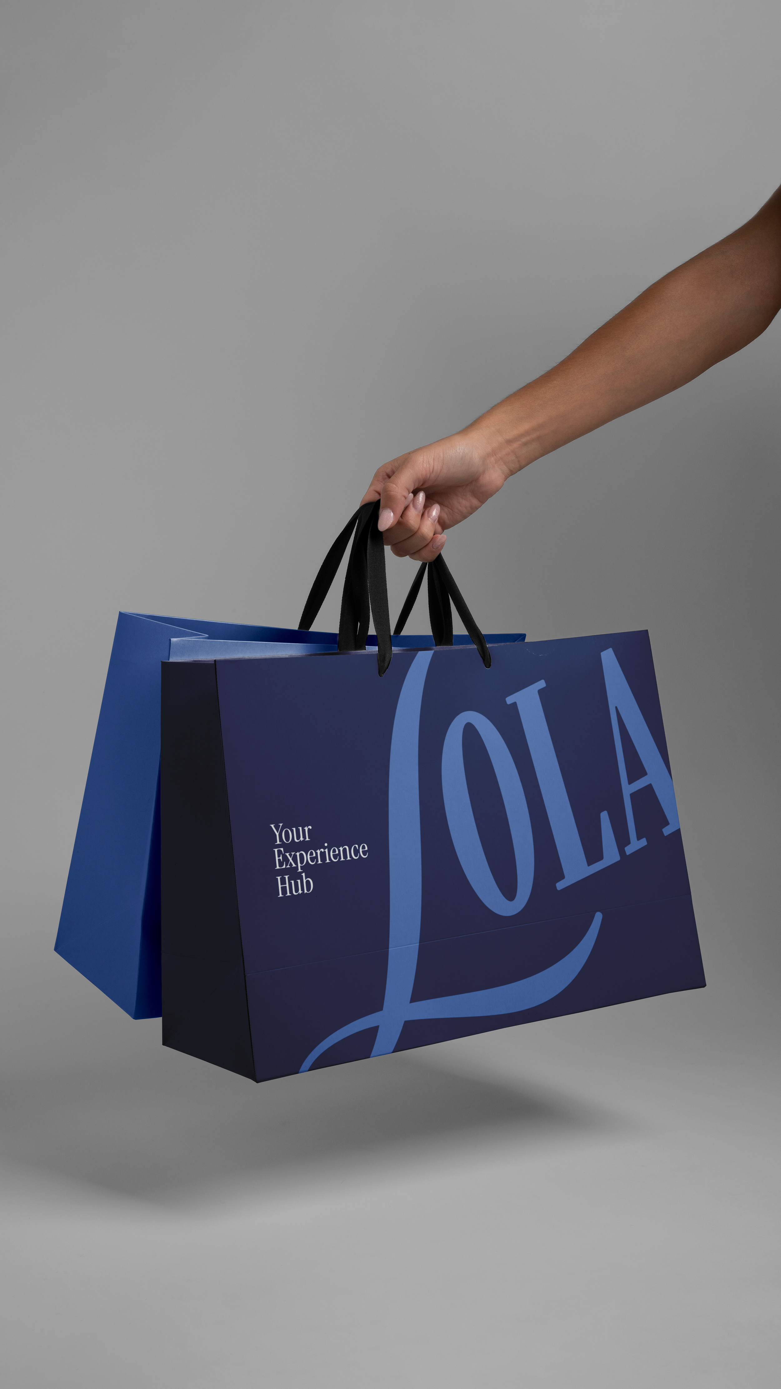 Luxury Shopping Bags Mockup.png