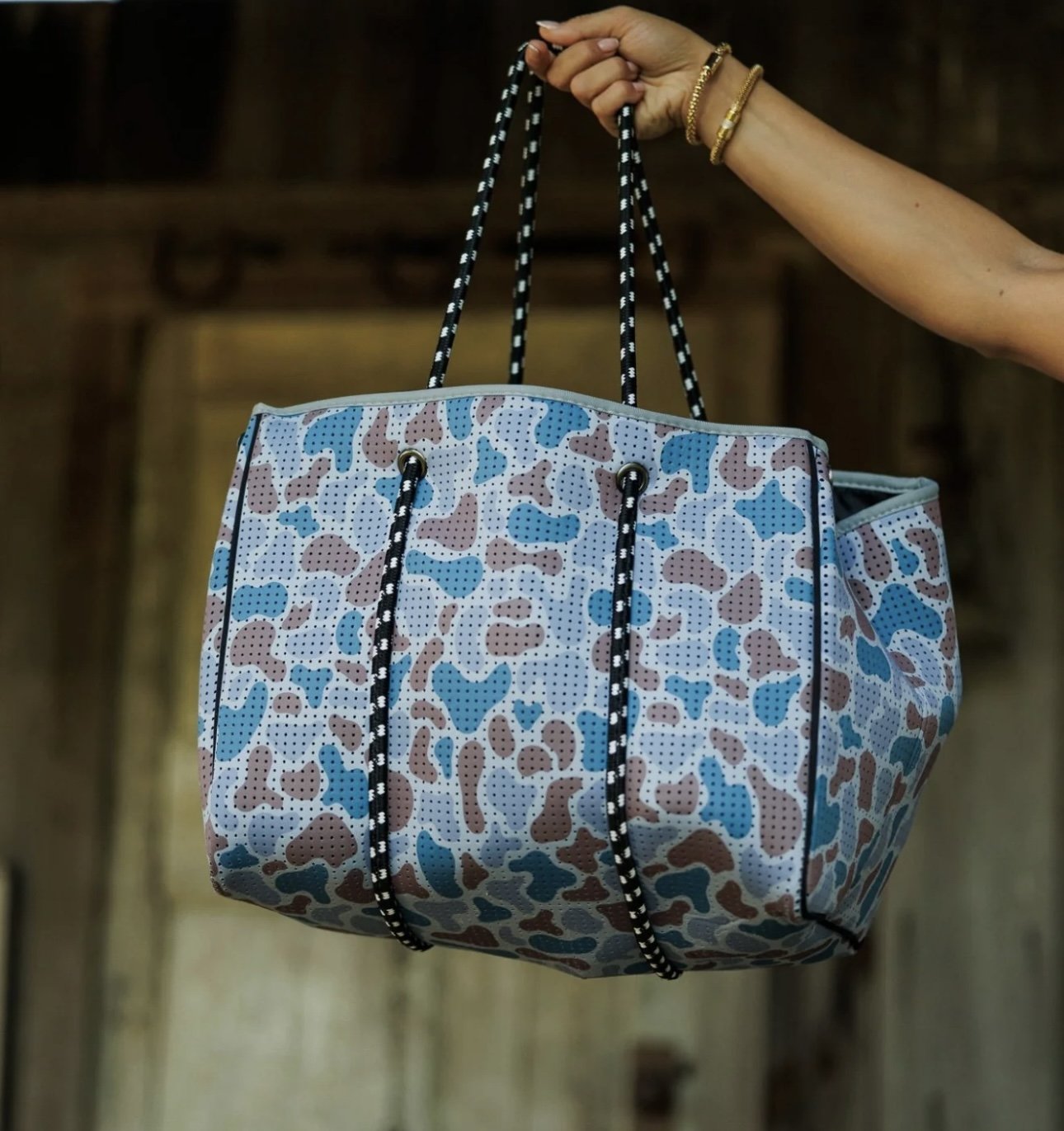 Large Tote in Camo