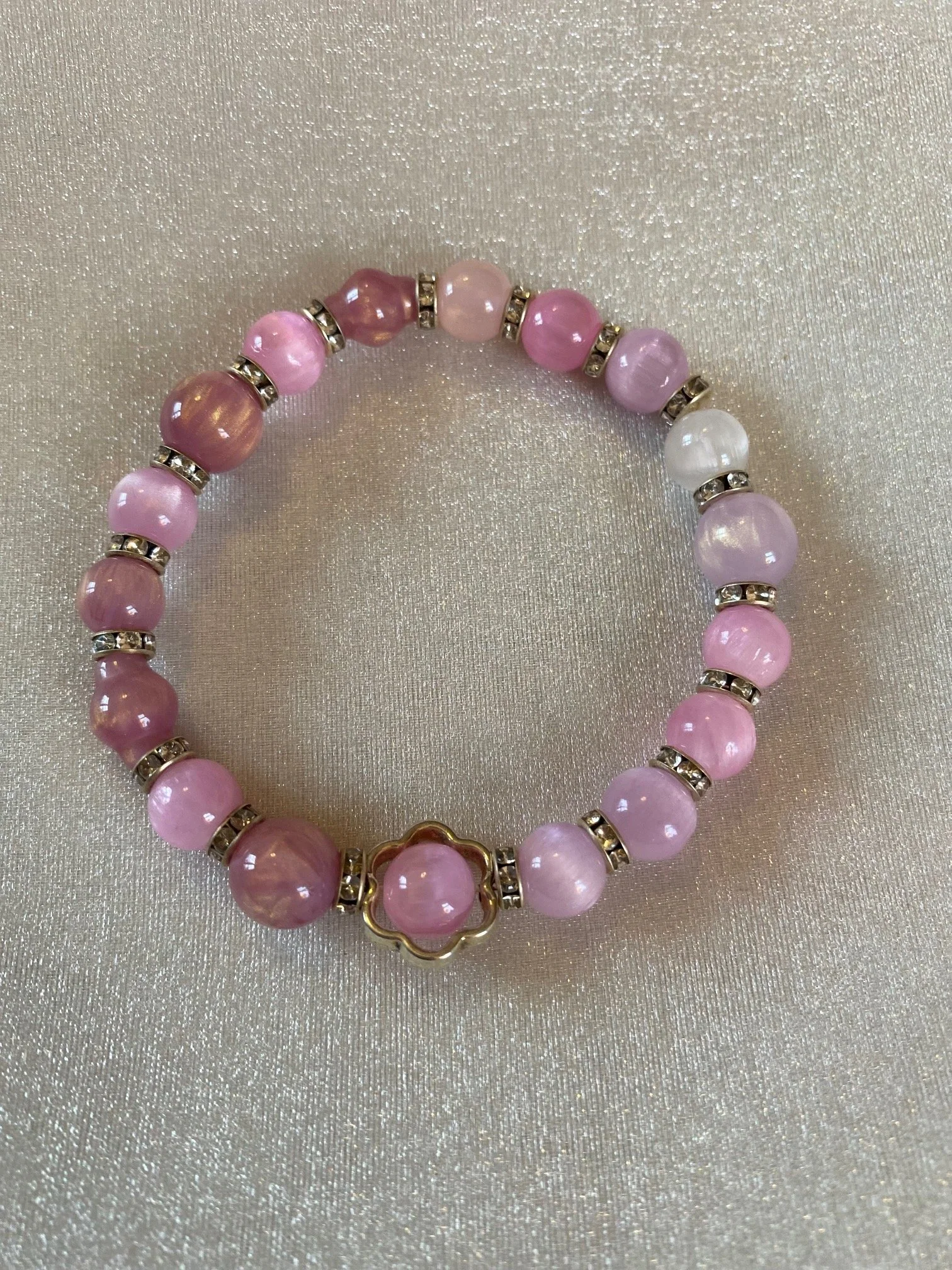 Glass Bead Cat Eye Bracelet