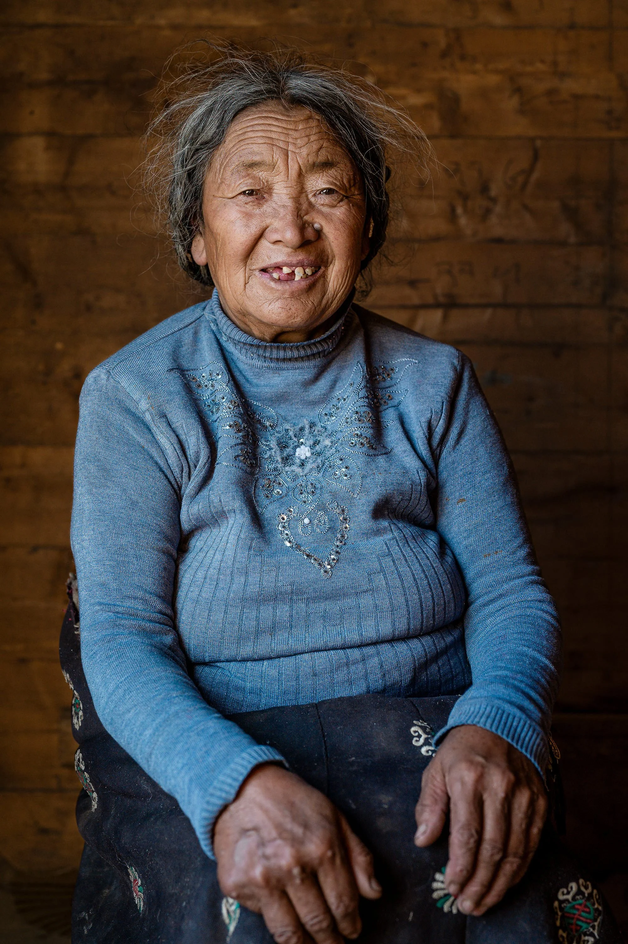 tibetan-laughing-grandmother-portrait-eleanor-moseman.jpg