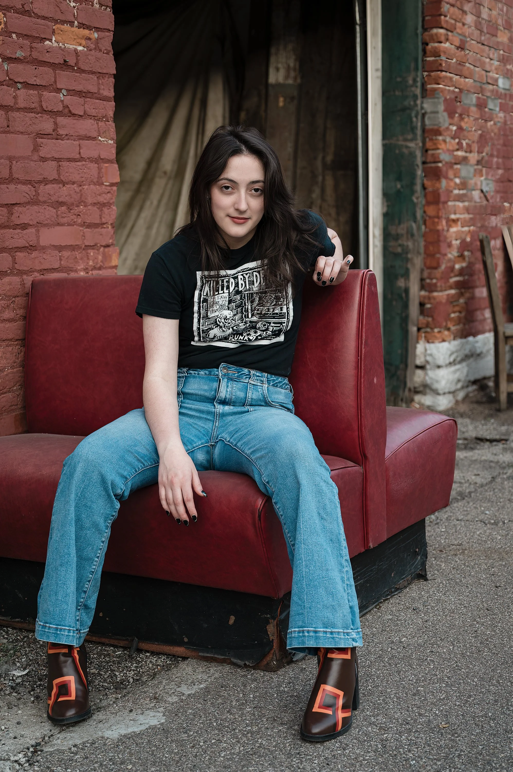 urban-senior-portrait-session-pacific-northwest-eleanor-moseman.jpg