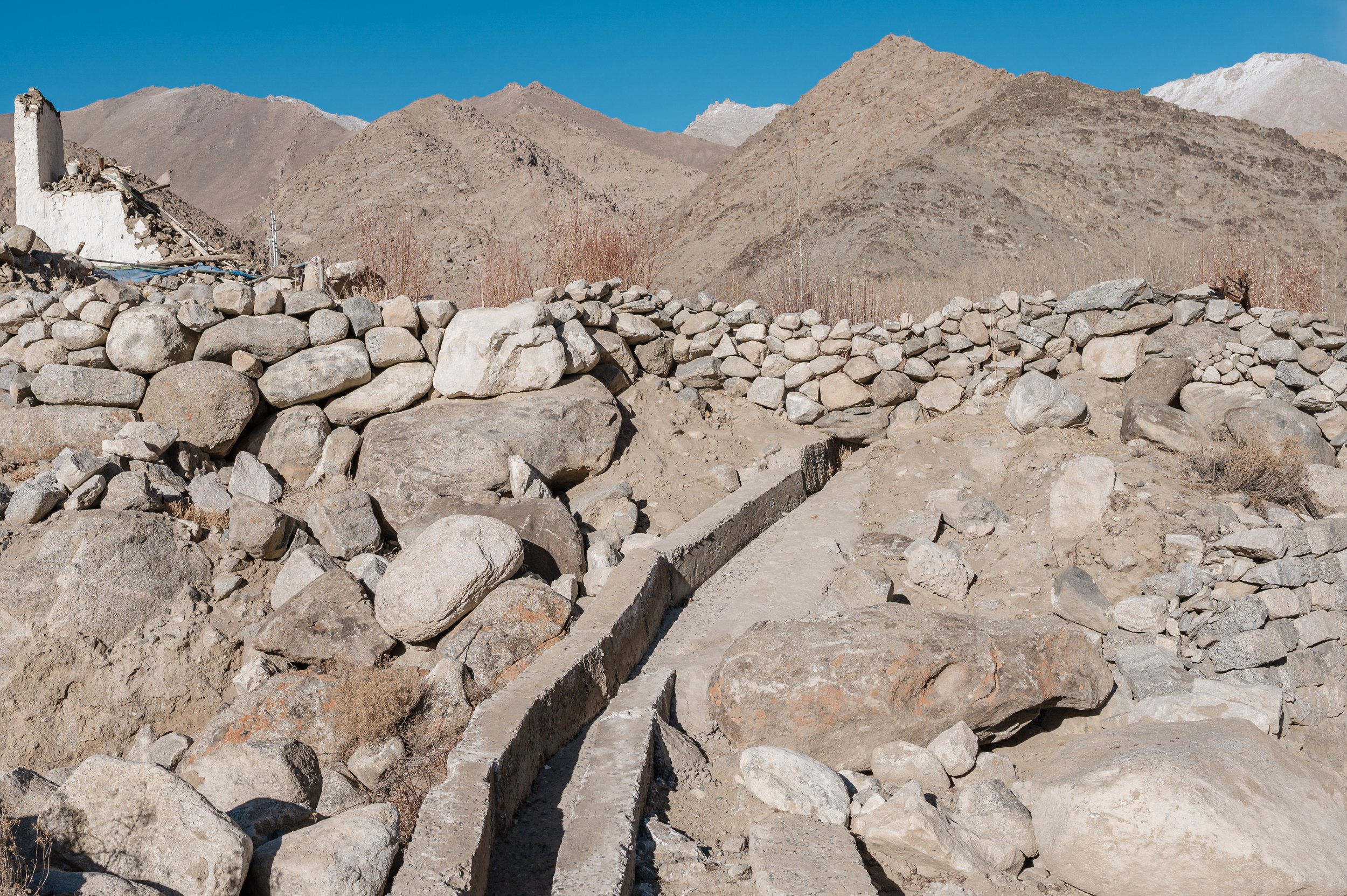 ladakh-dry-irrigation-canal-winter-nang-village-water-infrastructure.jpg