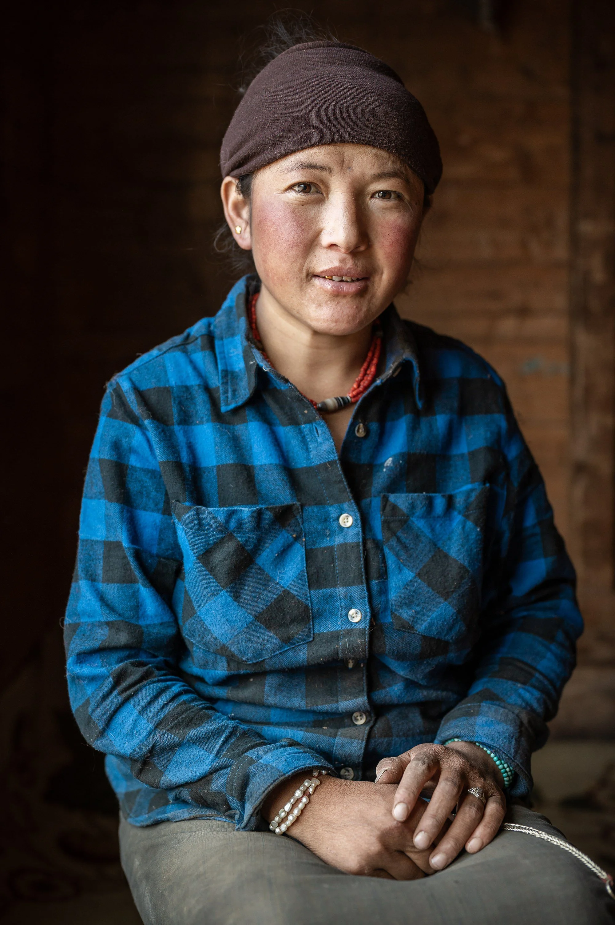 formal-portrait-tibetan-woman-garze-tibet-eleanor-moseman.jpg