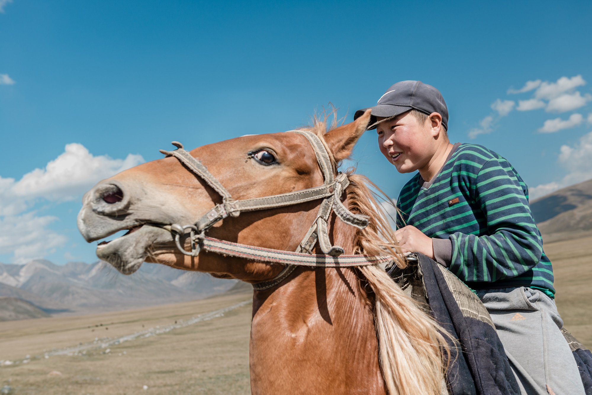 kyrgyzstan-horseback-cultural-photography-eleanor-moseman.jpg