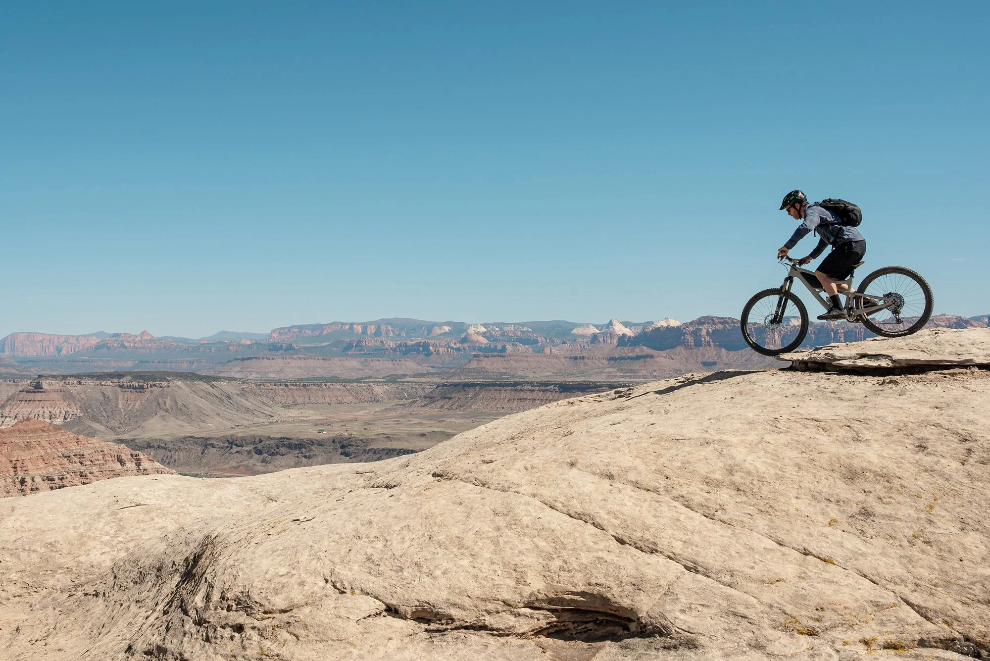utah-slickrock-mountain-biking-photography-eleanor-moseman.jpg