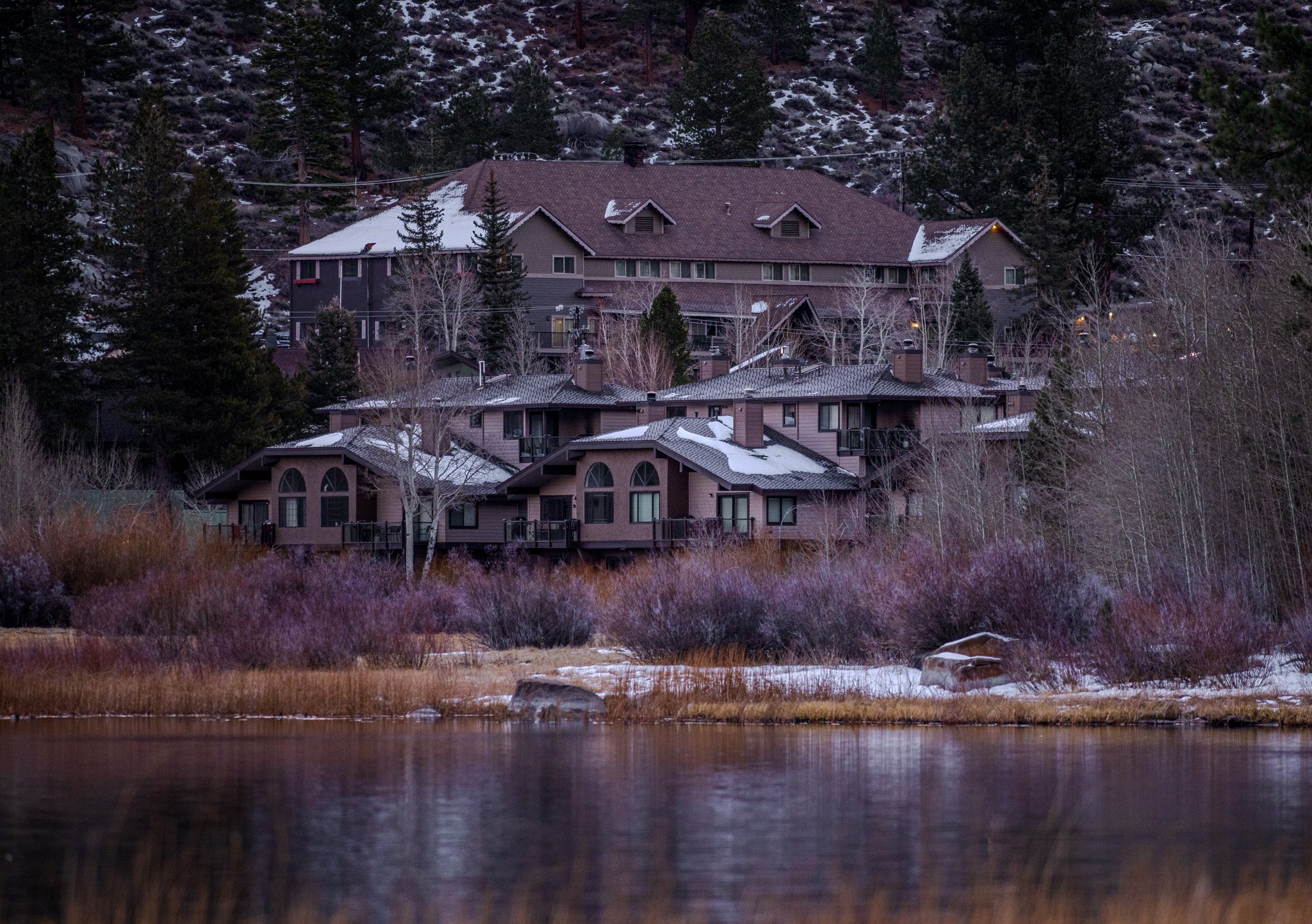 Cabin at June Lake
