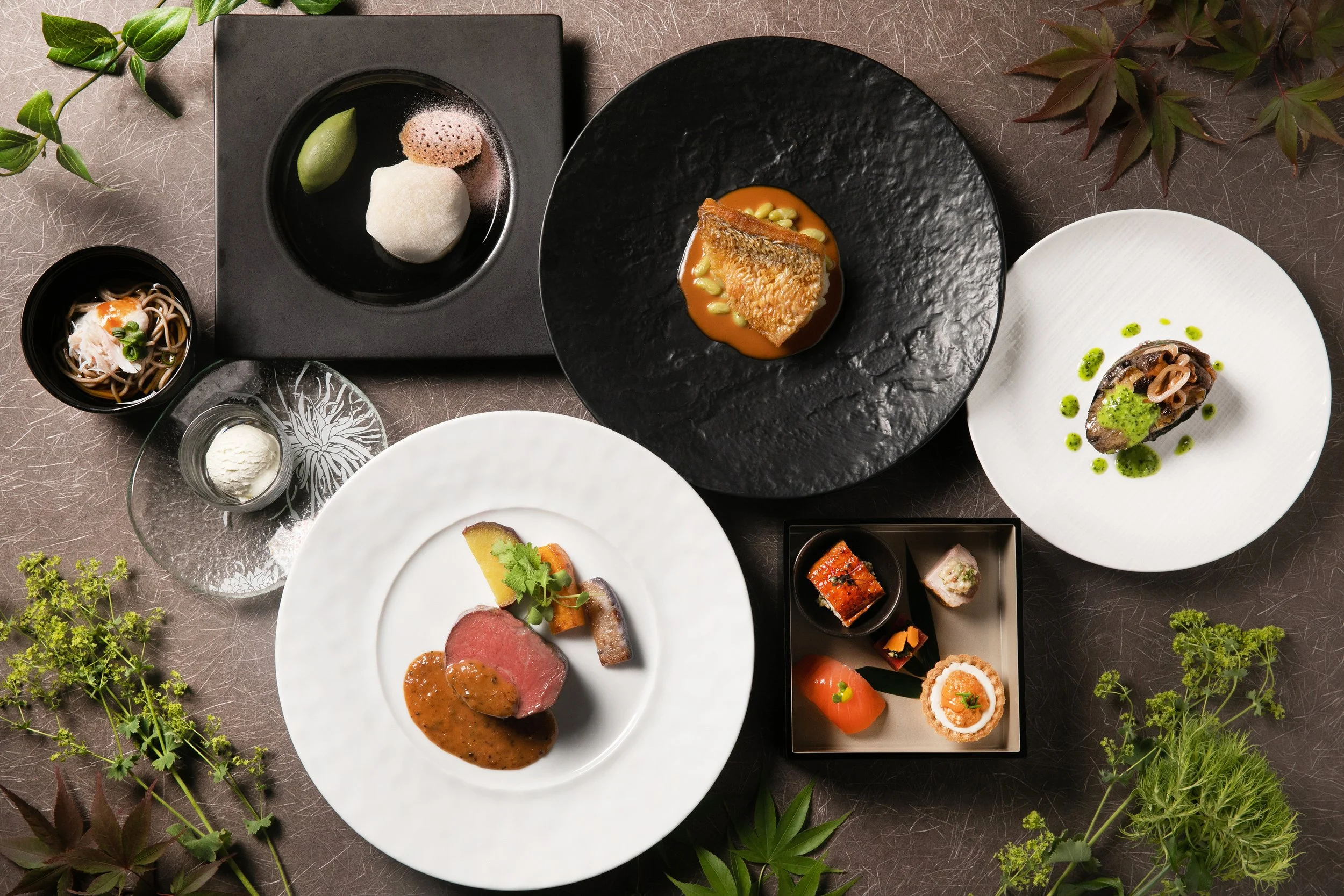 結婚式の料理の種類と選び方！特徴・相場・おもてなしのコツを解説