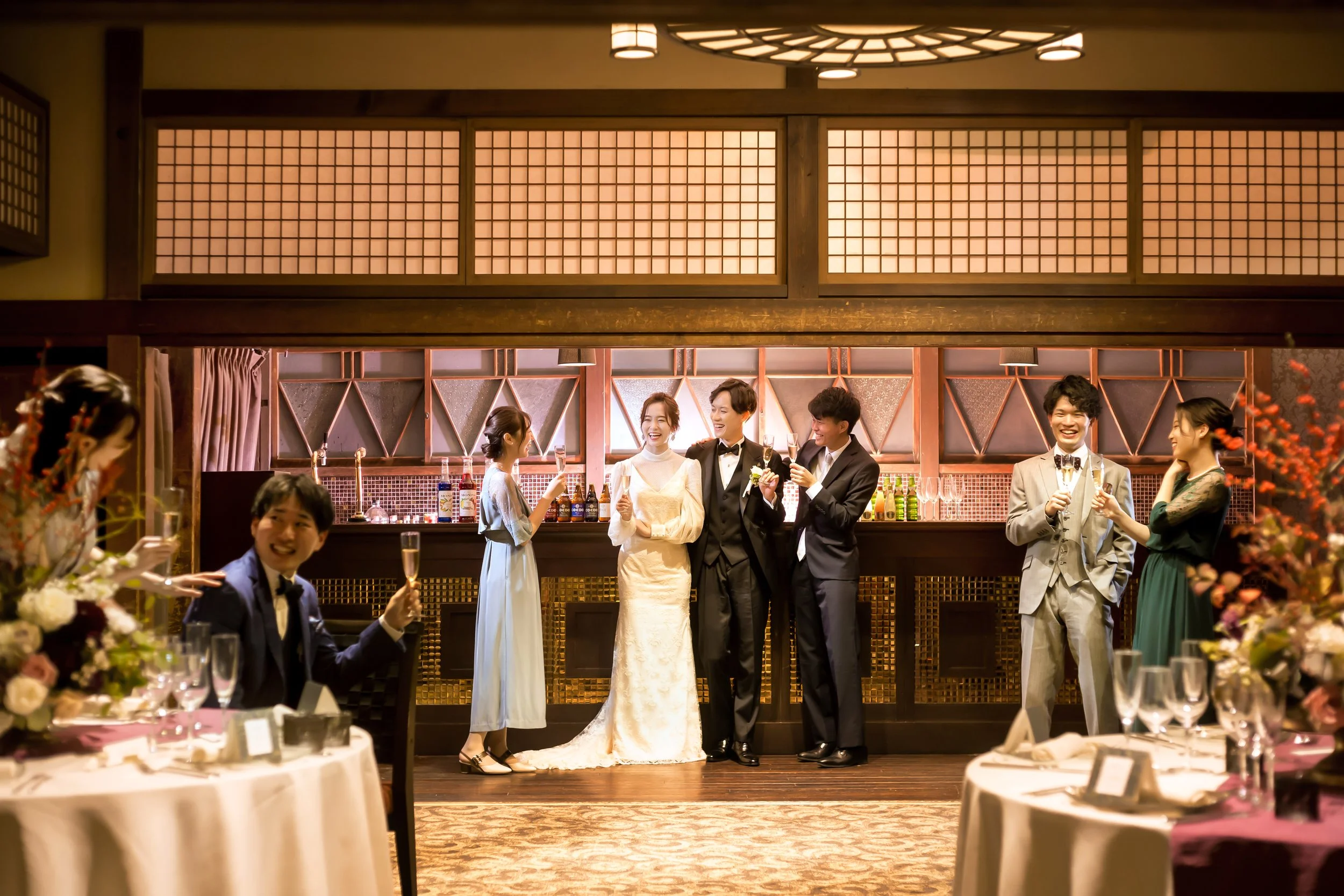 秋の結婚式お呼ばれ服装マナー｜9・10・11月の月別コーデとドレス選び