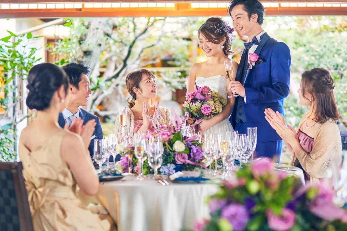 結婚式の謝辞｜立場別の例文と緊張せず感謝が伝わる話し方のコツ