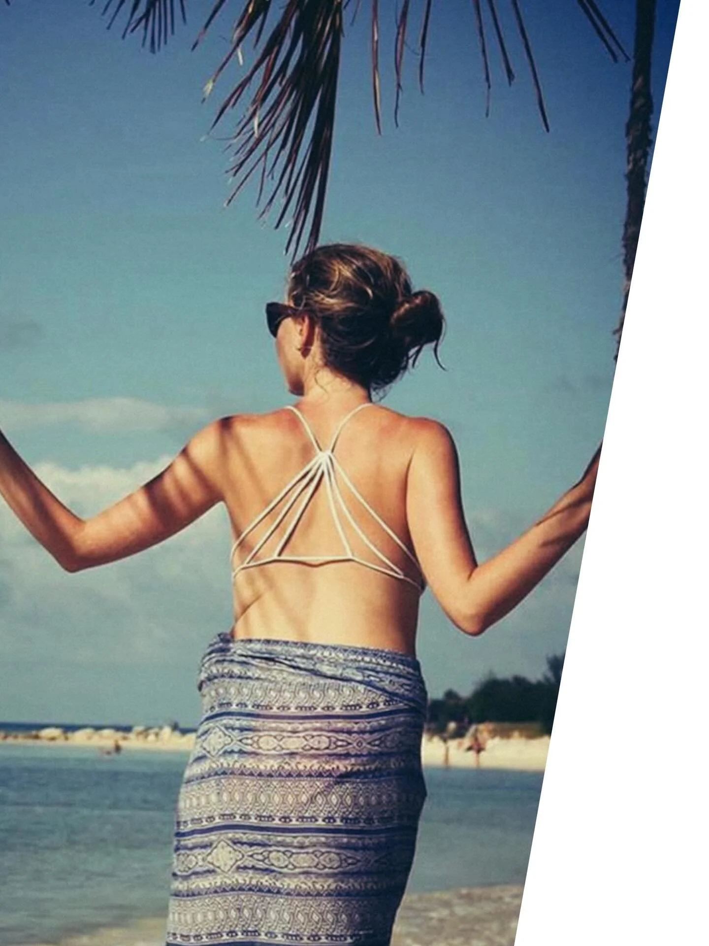 Sometimes we spend years dreaming 
And then suddenly it comes all at once.
That&rsquo;s what 2016 was for me.

It was full of new places, exciting adventures, and deep love. After dreaming myself around the world a thousand times, the door finally fl