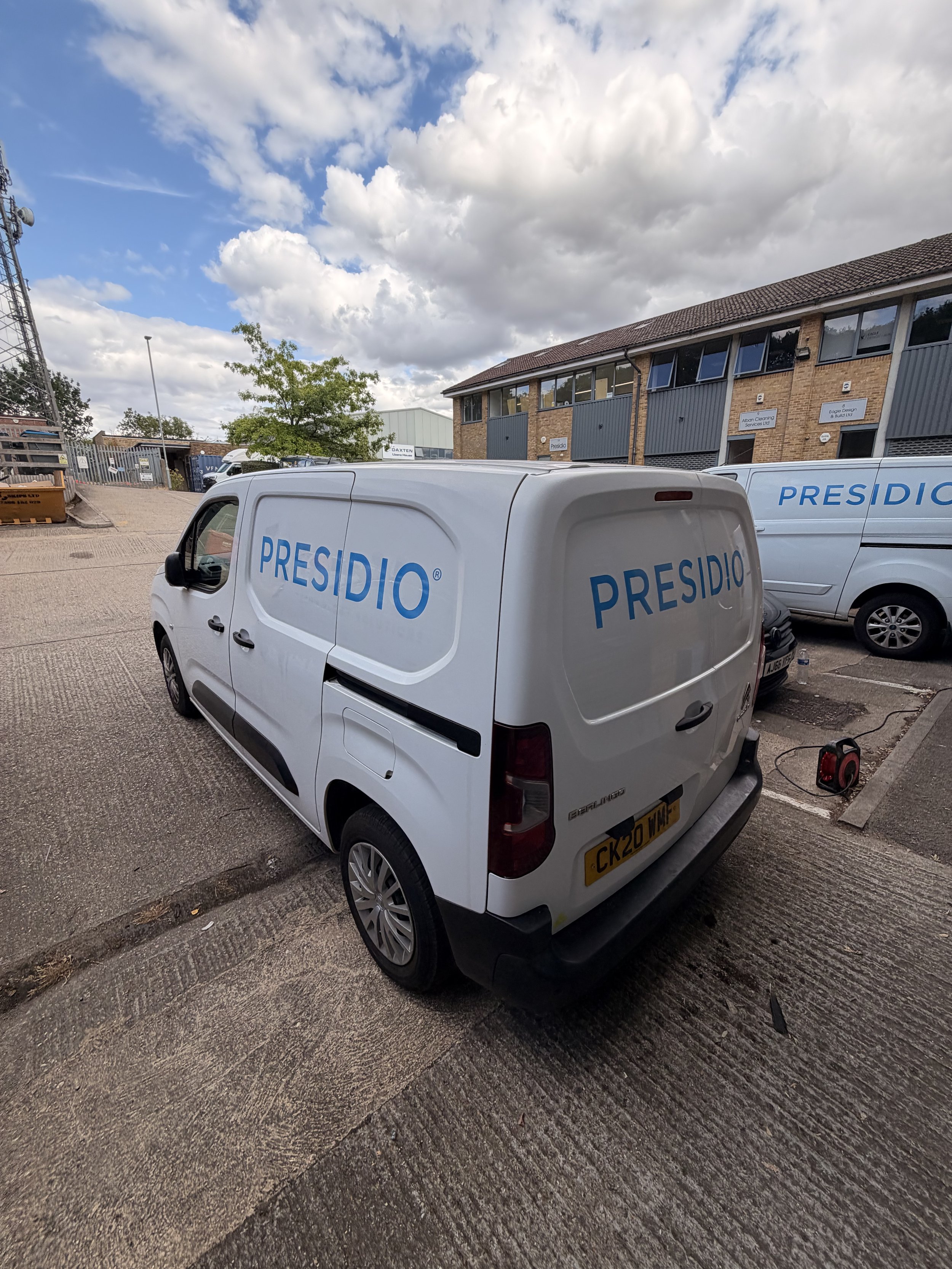van sign writing for presidio