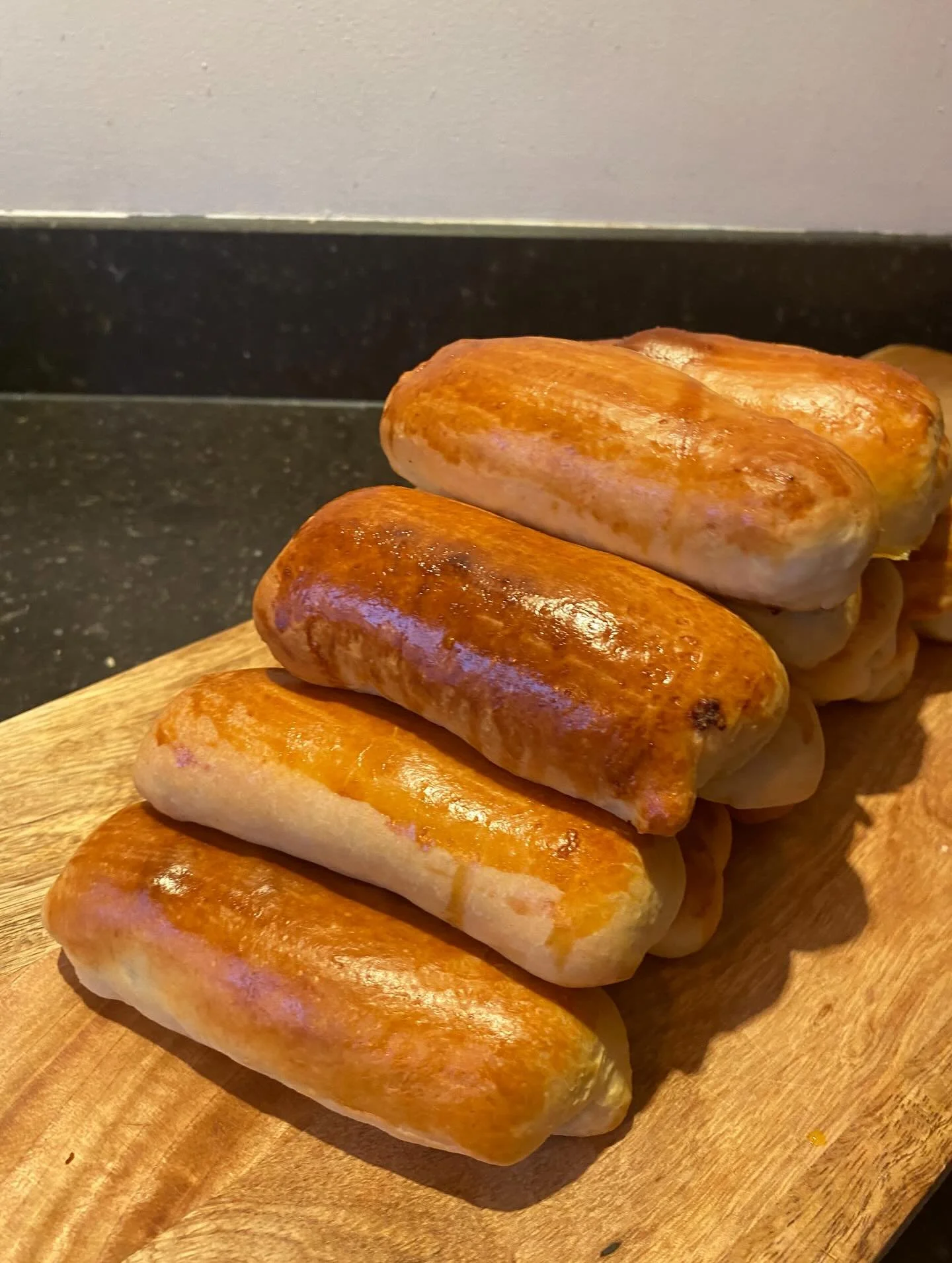 Echte Brabantse worstenbroodjes 🤎🤎🤎🤎