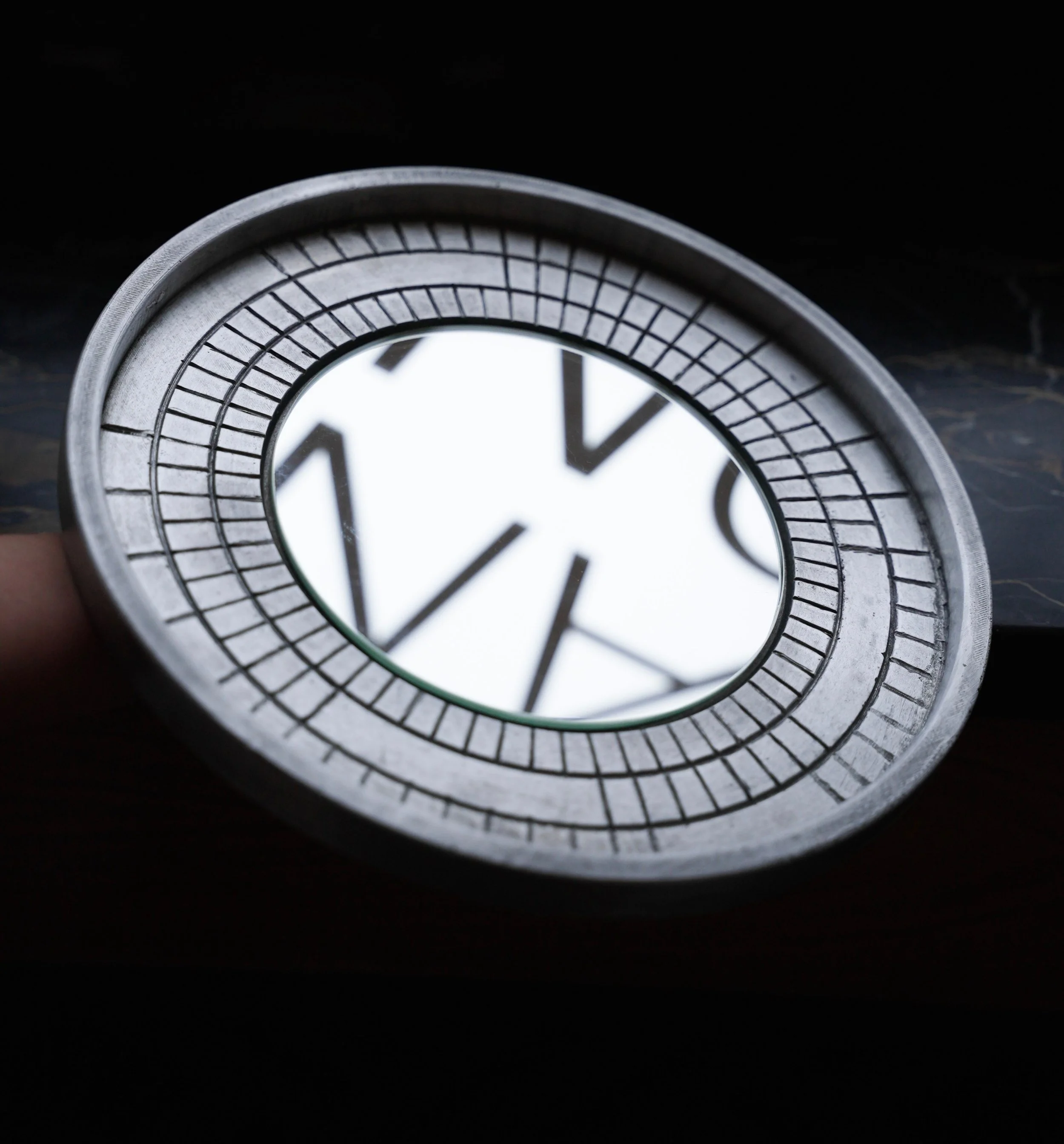 Aluminium mirror _ Eva Szumilas