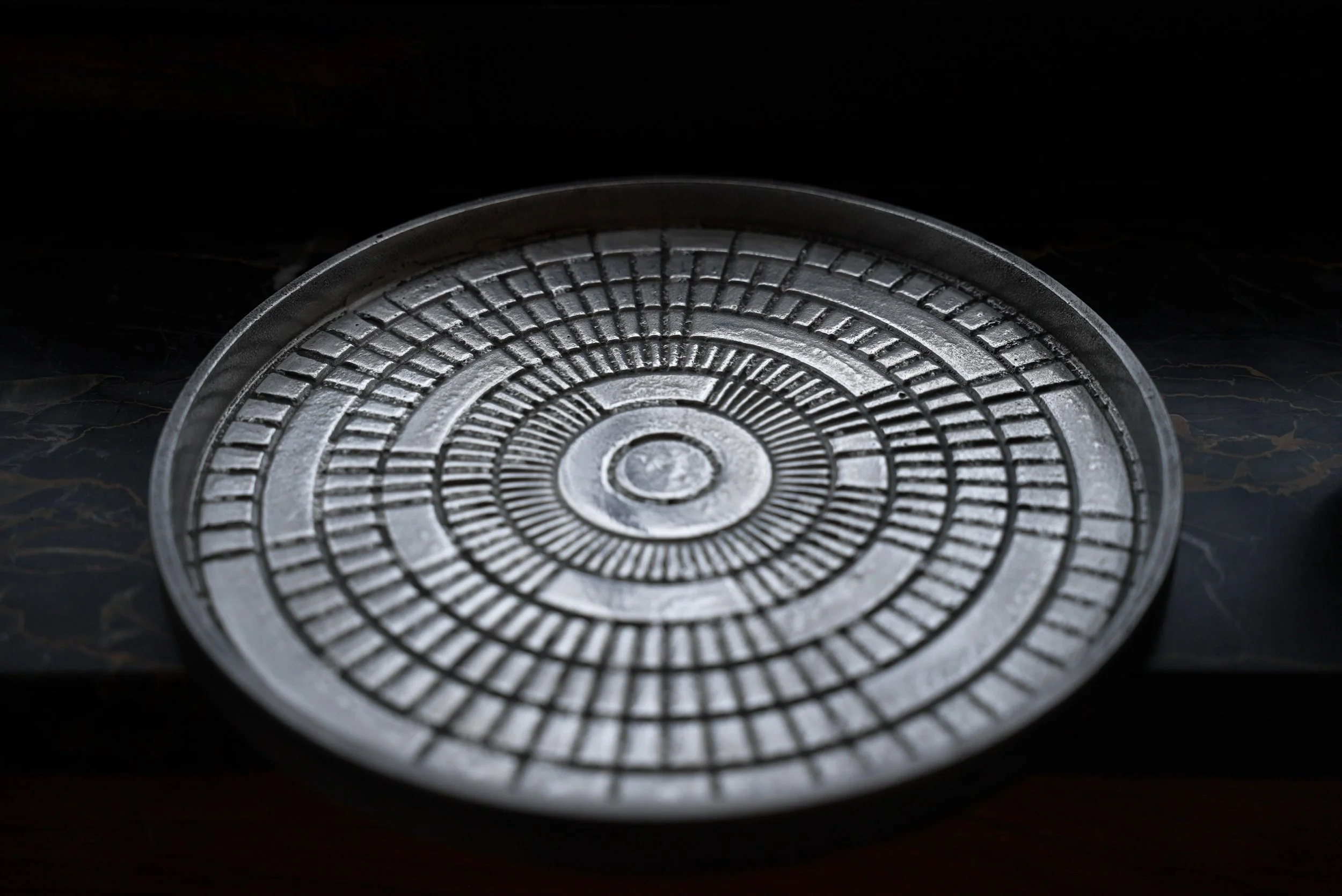 Aluminium Tray_ Eva Szumilas