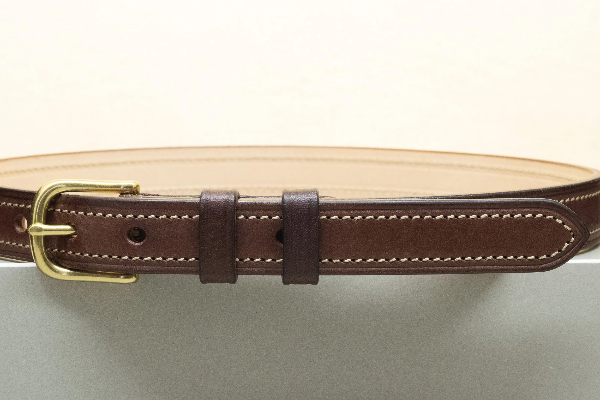 Dark brown bridle leather belt with contrast natural stitch and half brass buckle 25mm