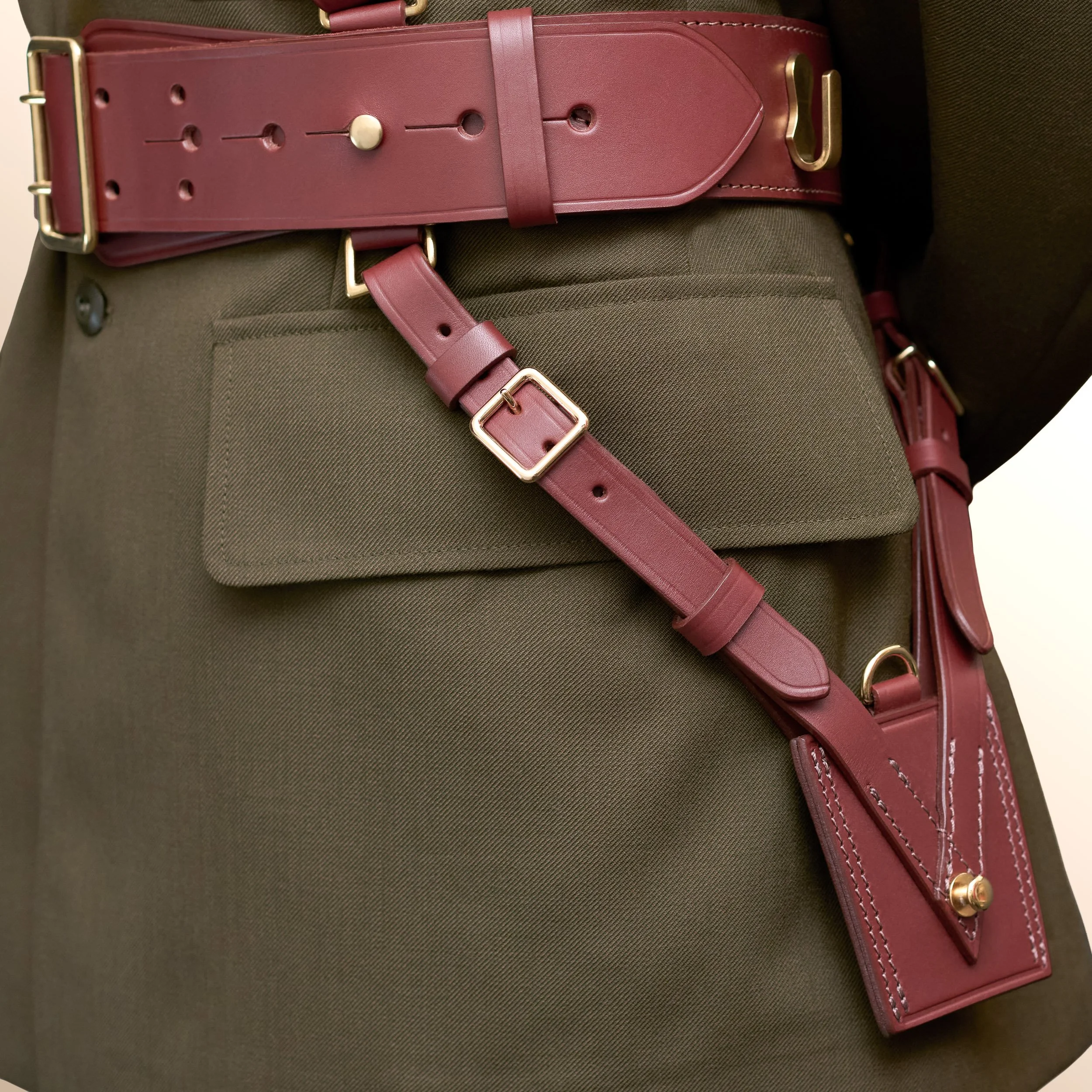 Sword Frog - Red/Brown - Sam Browne