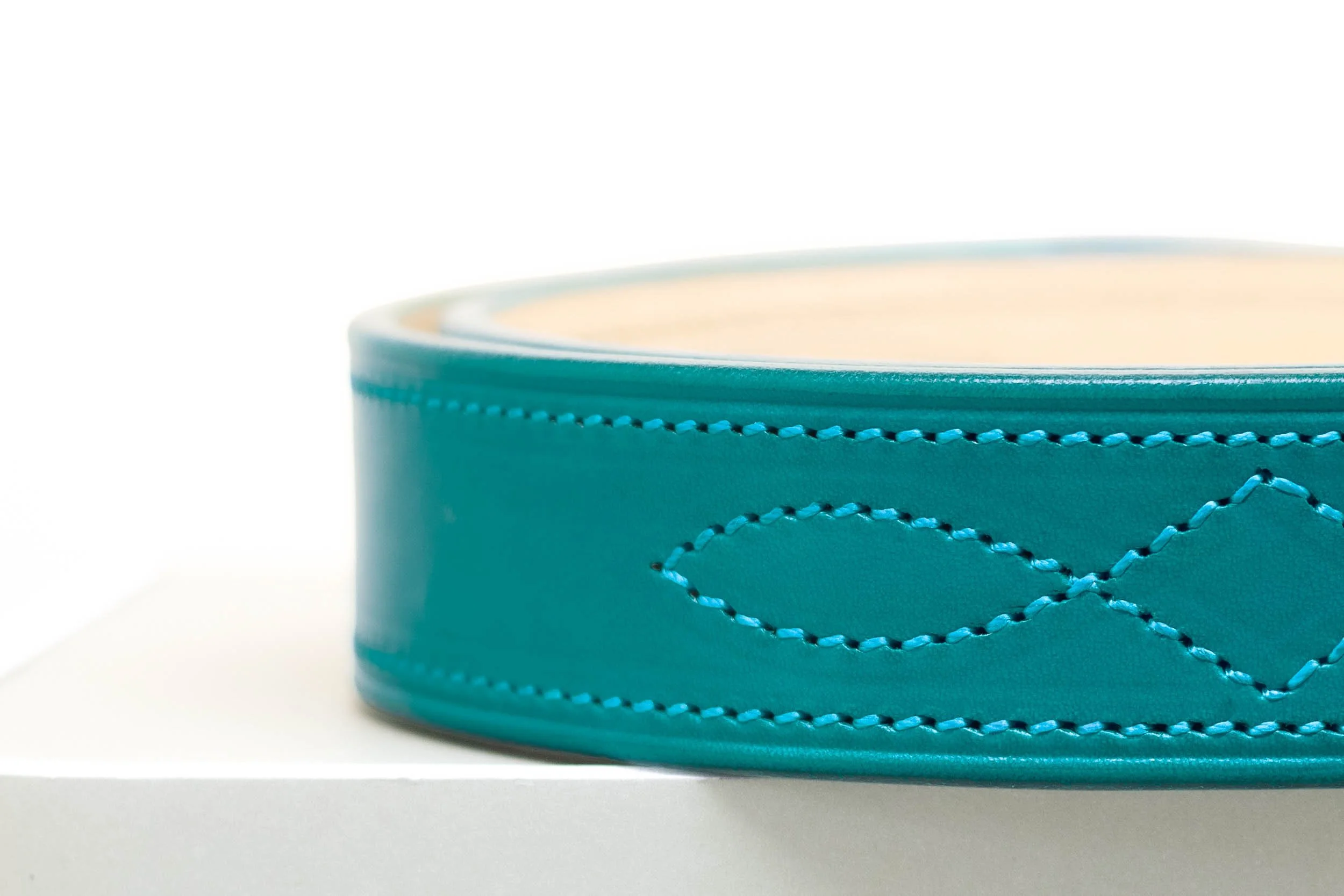 Aqua leather belt diamond stitch half brass buckle 38mm