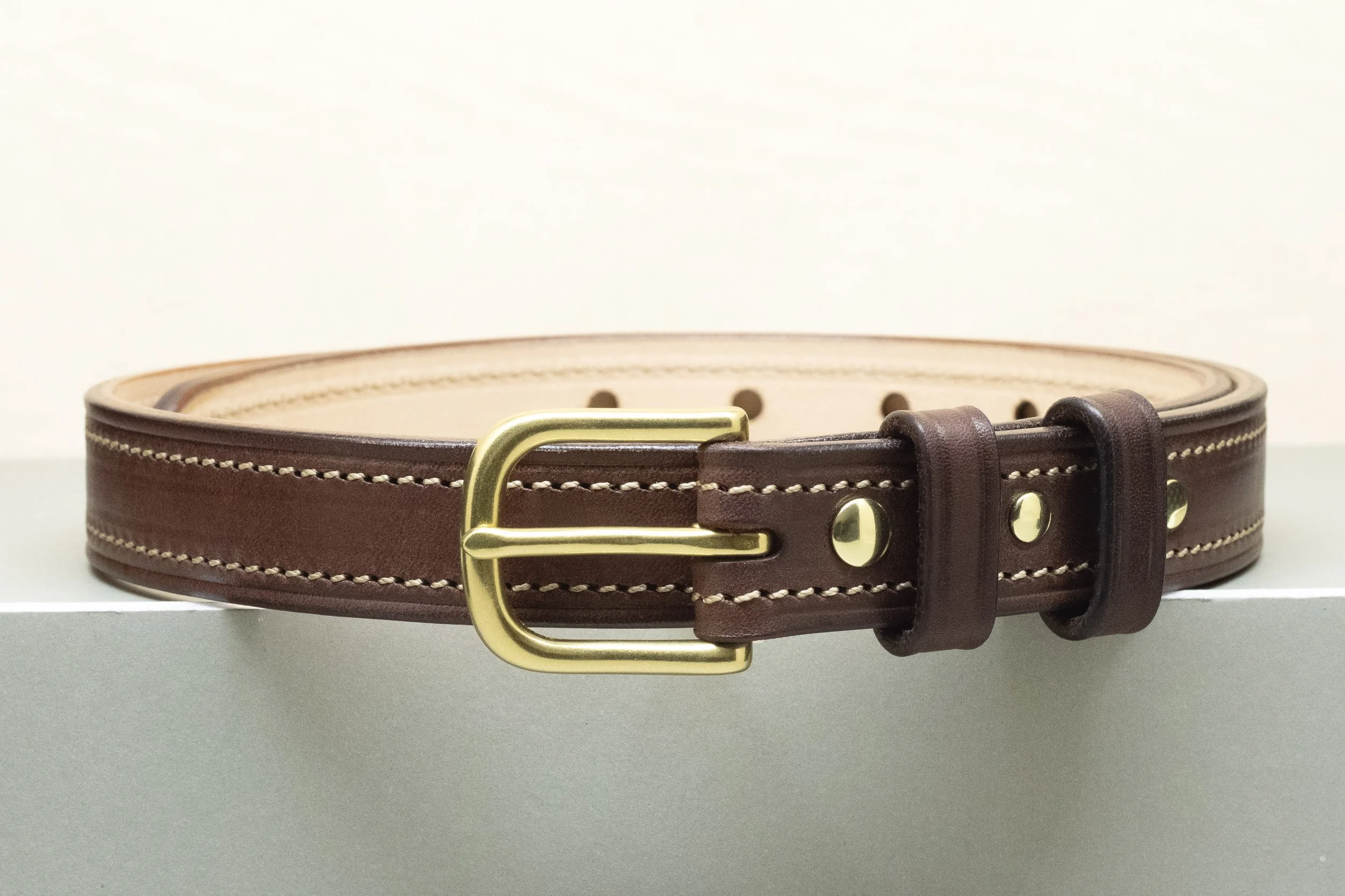 Dark brown bridle leather belt with contrast natural stitch and half brass buckle 25mm