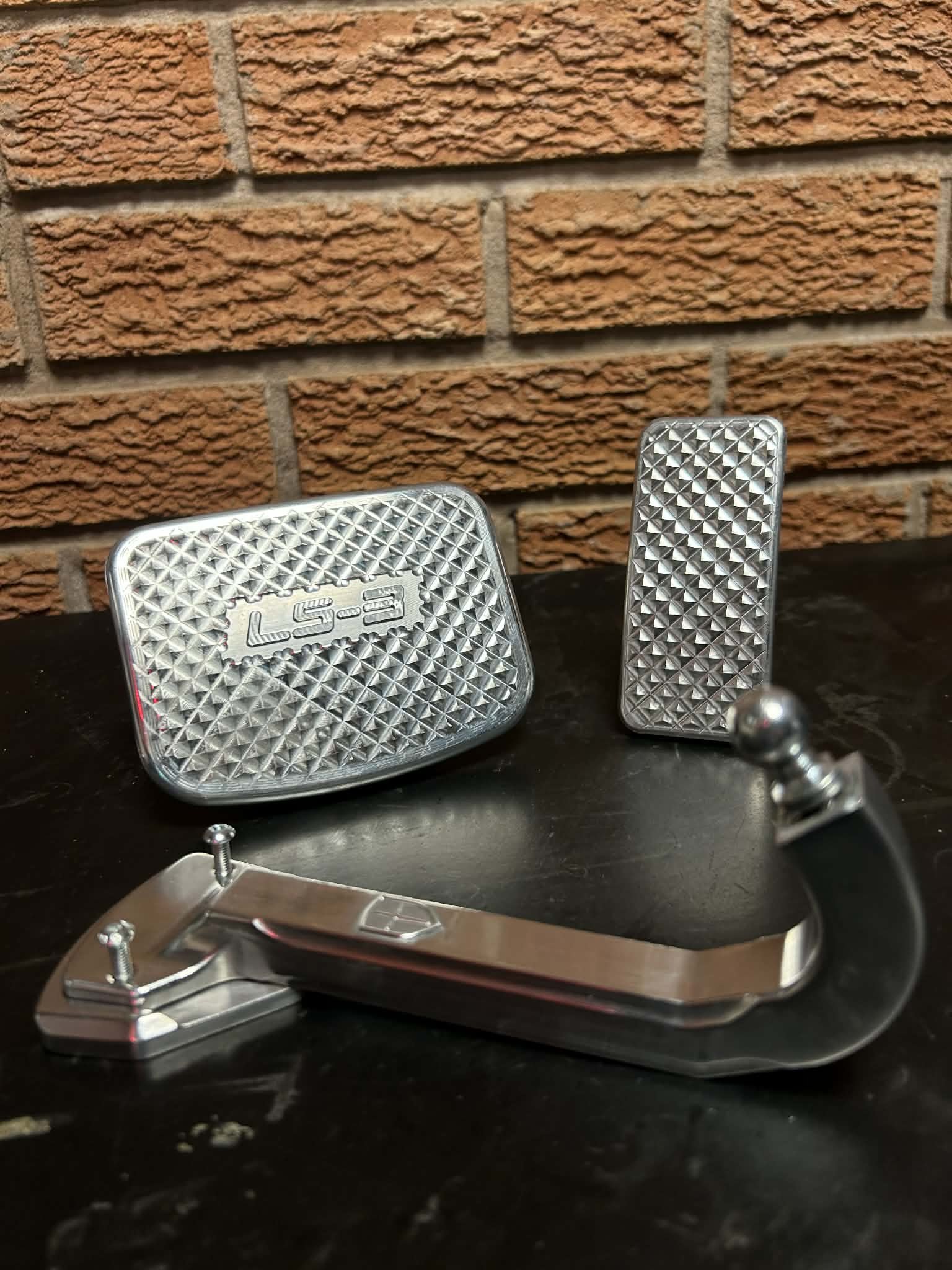 Billet Brake & Throttle Pedal for Automatic Defender, Range Rover Classic, Discovery 1 & More