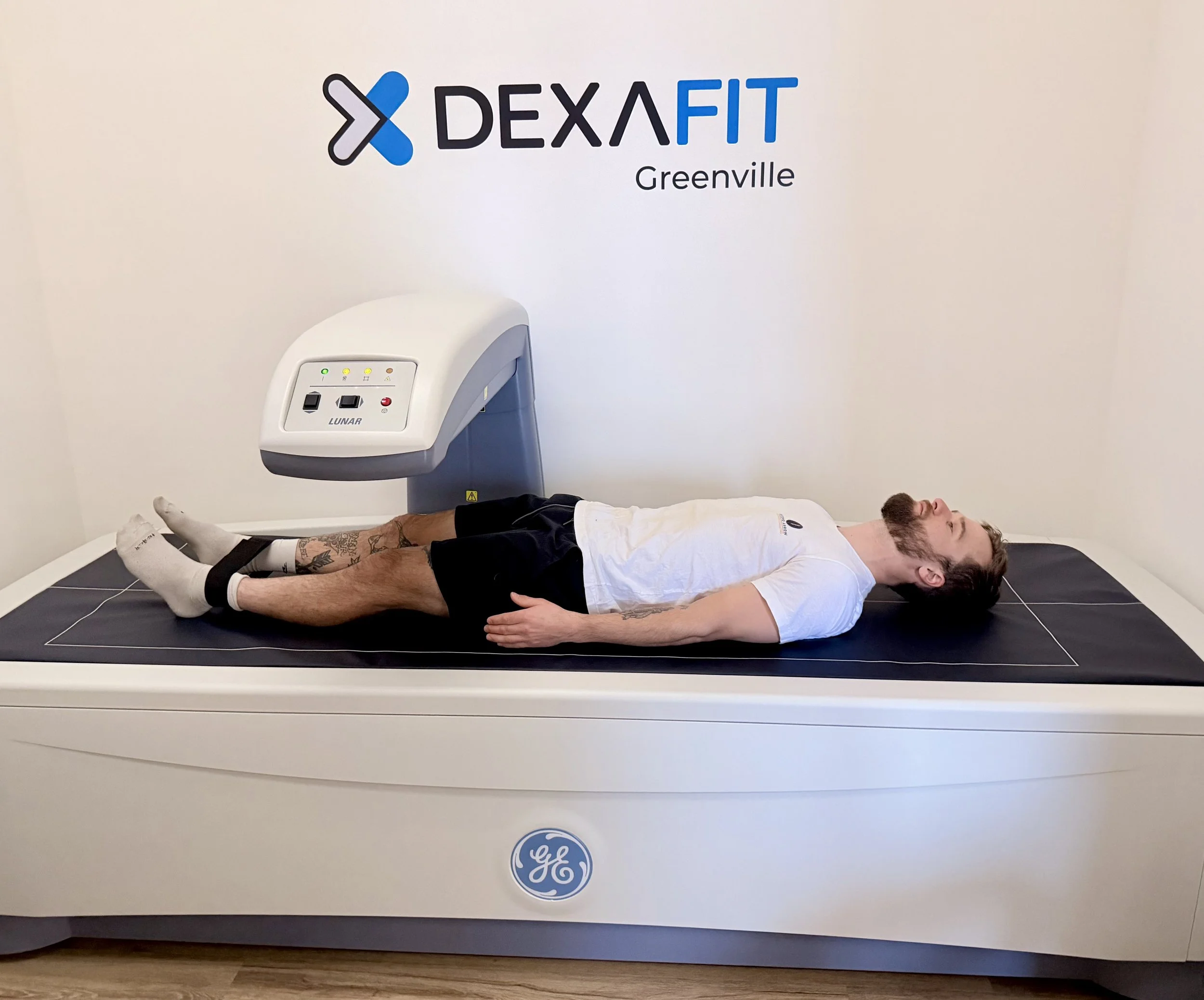 Man laying on GE Dexa Scan at DexaFit Greenville