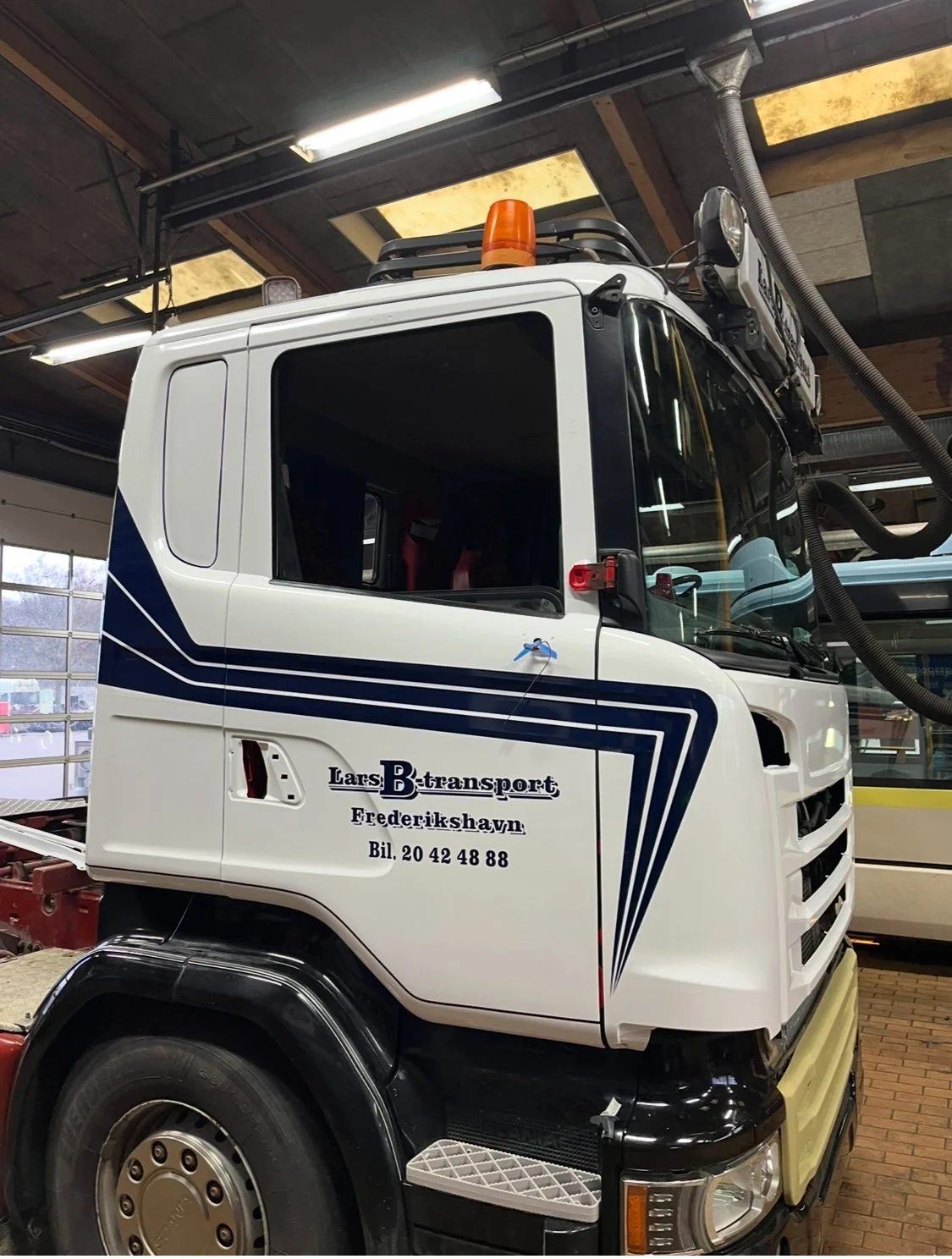 Oranssi project: studio shed