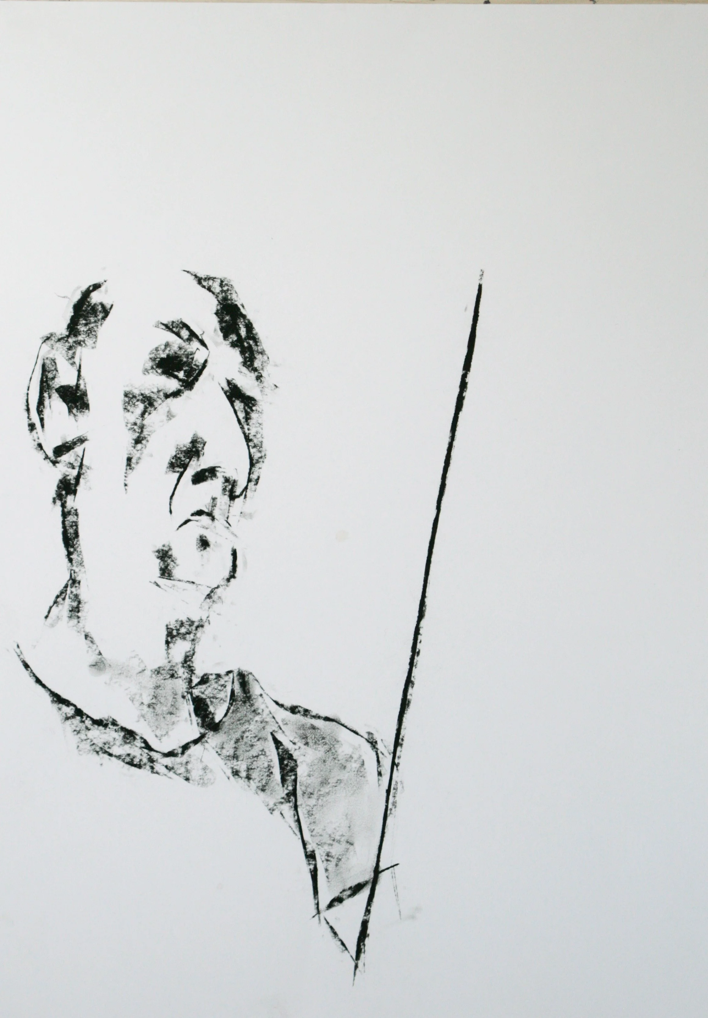 Selbst an Staffelei 2025, Kohle, Papier, 59 x 42 cm