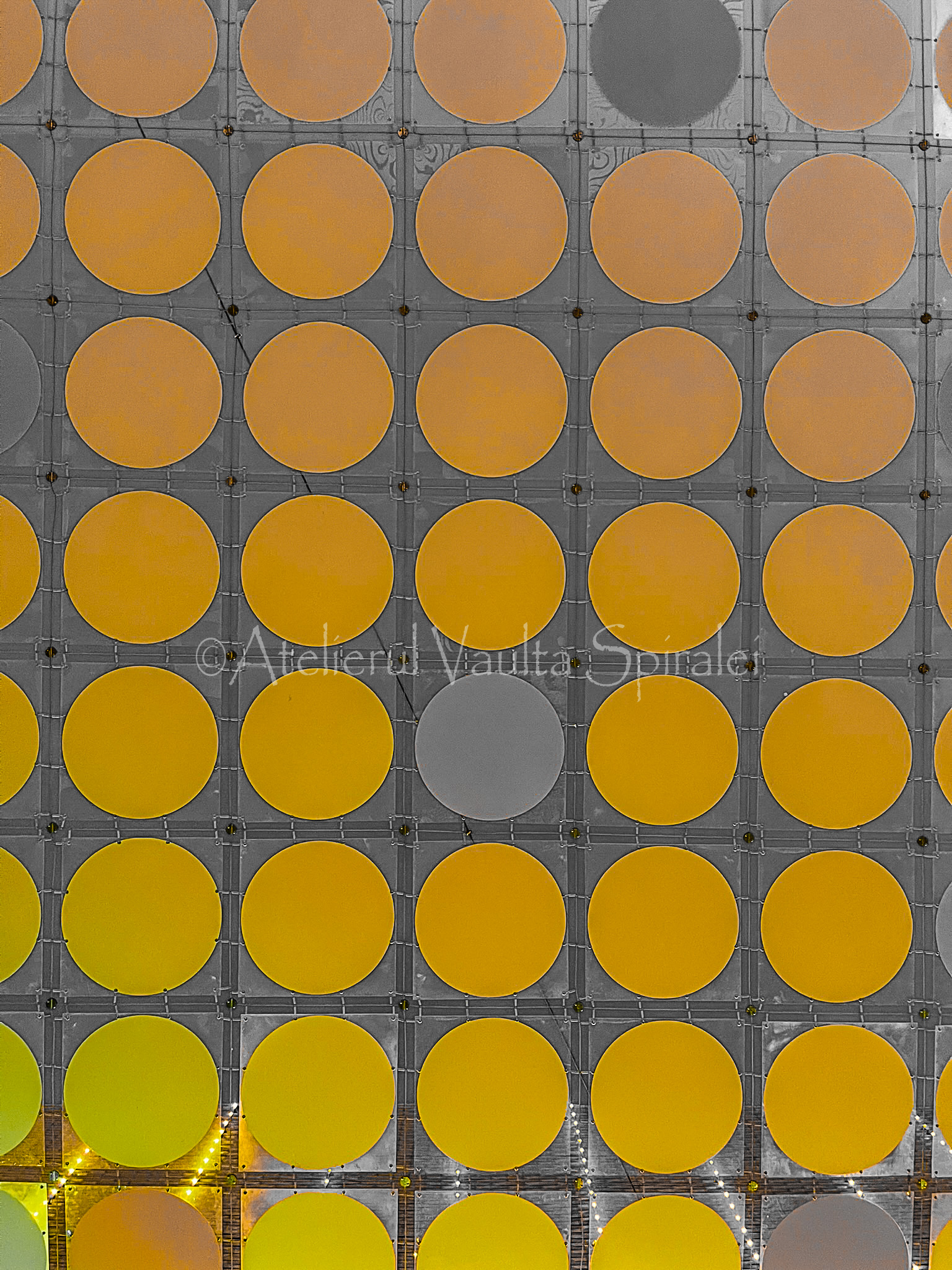Modular Circles — Gold -  Pattern