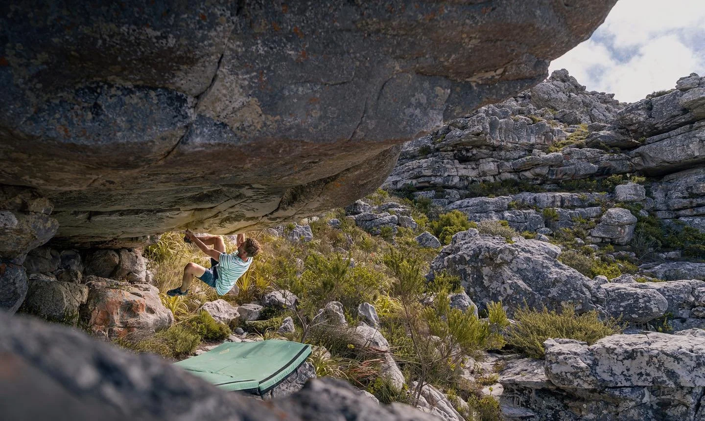 Where would you climb if you could climb anywhere right now?
.
We are coming up to 1 year of COVID in South Africa and travel is something of a memory. 
.
🧗 @marijus3 on Extra-terrestrial 7C+
.
#bouldering #climb #climbing #optoutside #adventurestar