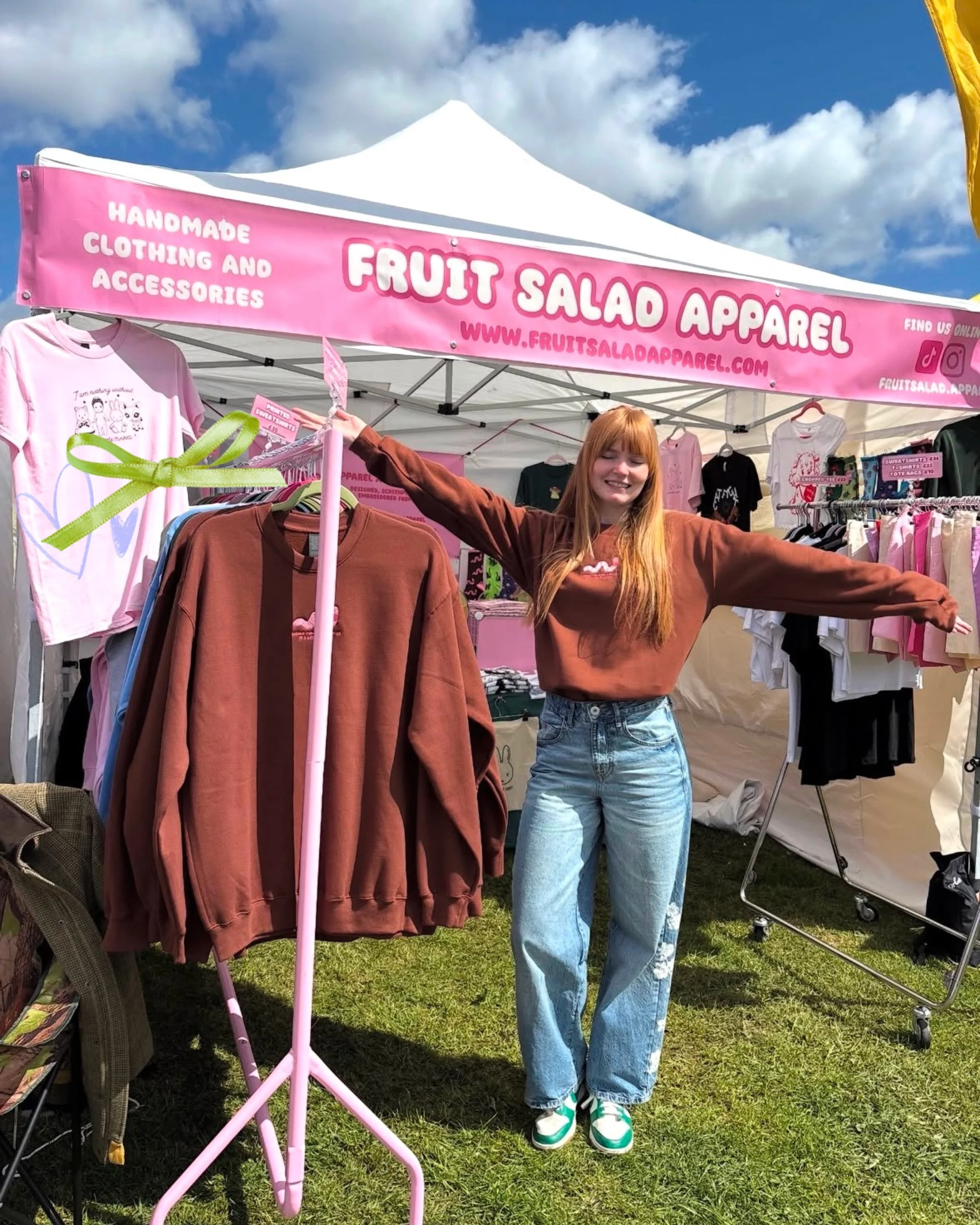 Oh hey &lsquo;Fright Night&rsquo; Market Stallholder Chloe n&rsquo; her Witchy Wares 🖤🧚&zwj;♀️🎃🔮👻 

&ldquo;Chloe began Fruit Salad Apparel in 2020 and now creates screen-printed T-shirts, tote bags, and embroidered sweatshirts featuring her orig
