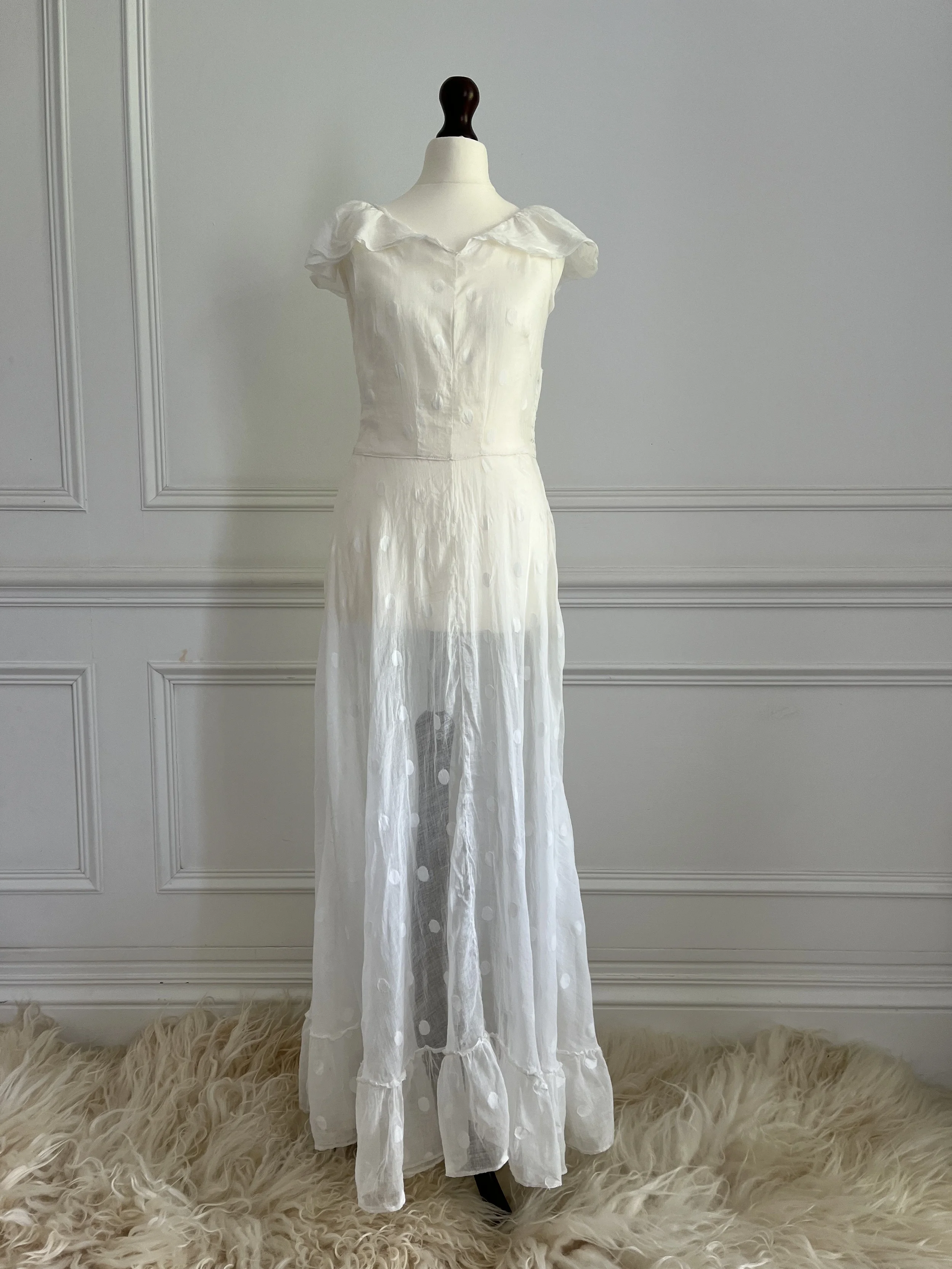 1950s wedding dress from the front.webp