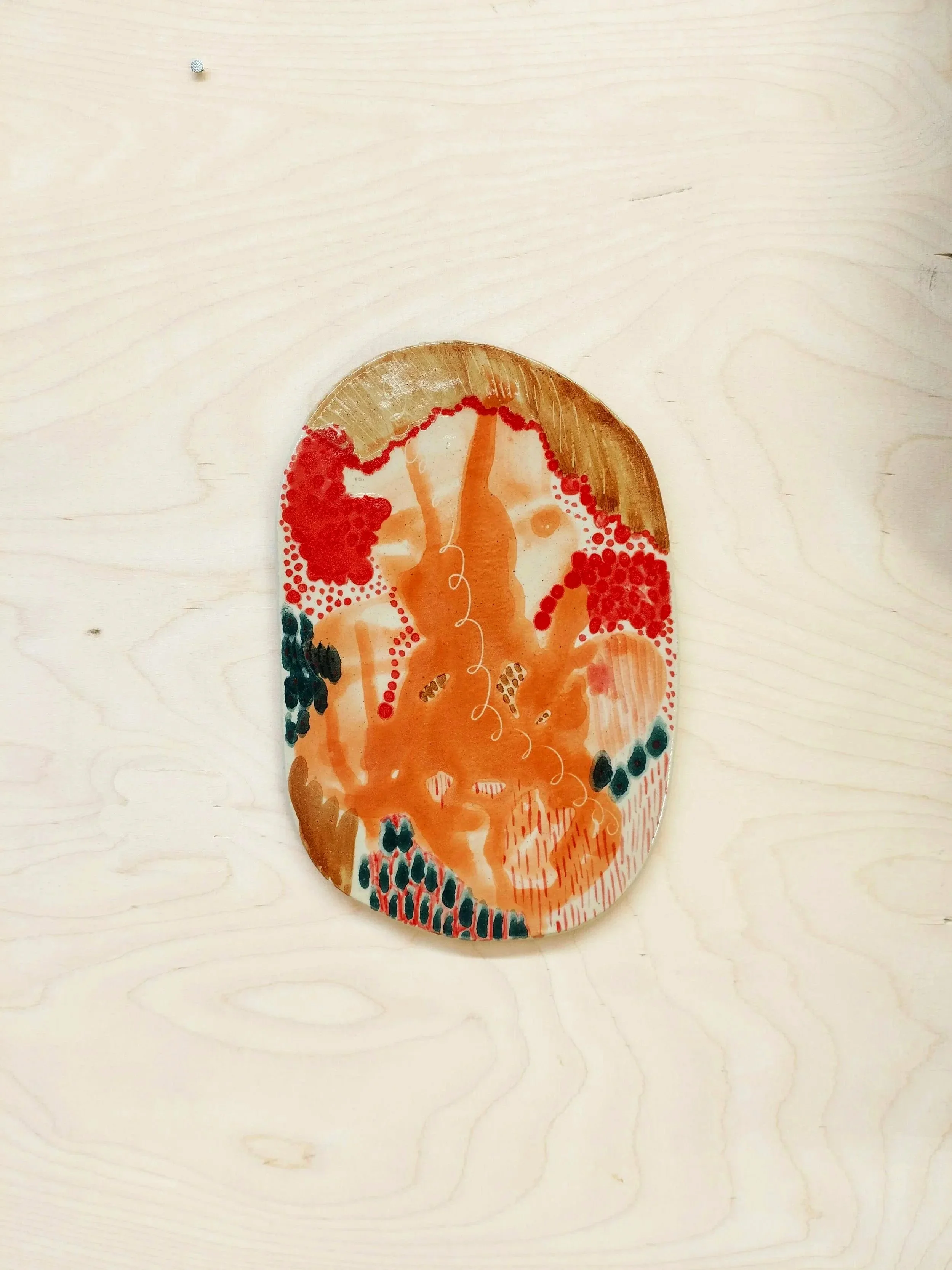 Kivipiha taidekeramiikkateos