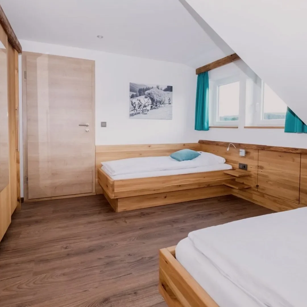 Kolmenhof Zimmer-20.webp