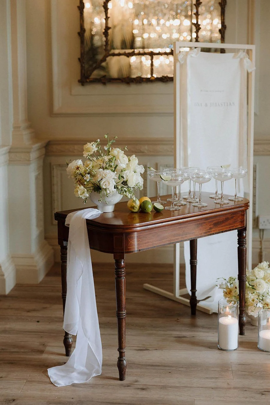 Lemmington-Hall-Editorial-Kate-Rose-Floral-Design-Wedding-Flowers-Kate-Rose-Modern-Floral-Design-3837.jpg