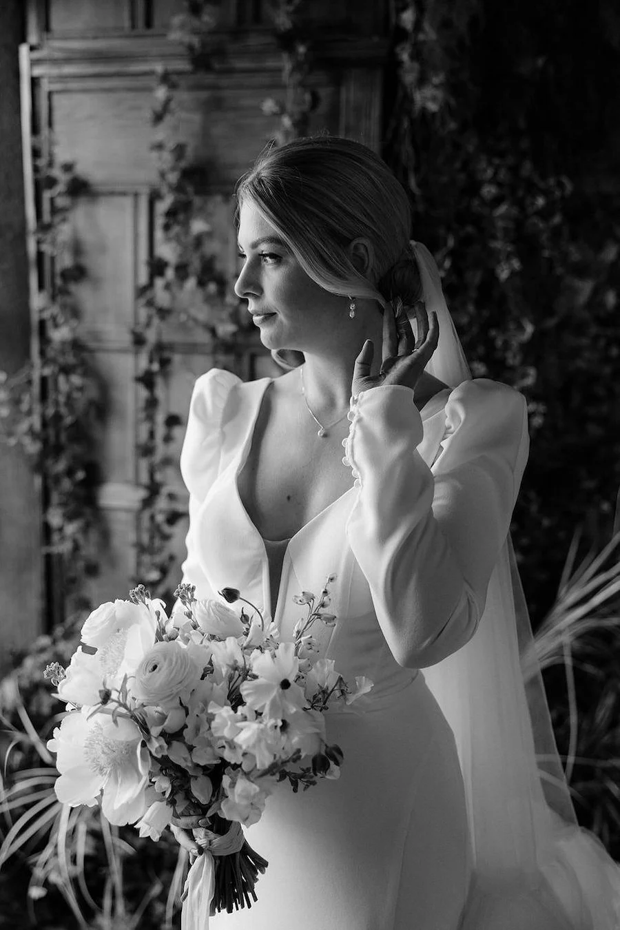 Lemmington-Hall-Editorial-Kate-Rose-Floral-Design-Wedding-Flowers-Kate-Rose-Modern-Floral-Design-4012.jpg