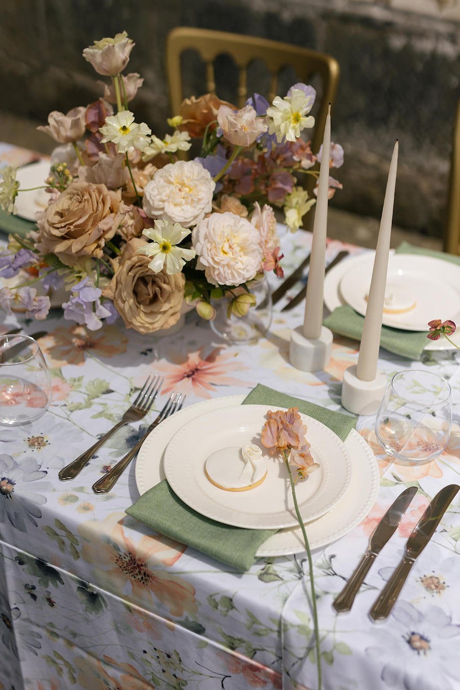 Newburgh-Priory-Editorial-Wedding-Editorial-Wedding-Flowers-Kate-Rose-Modern-Floral-Design-257.jpg