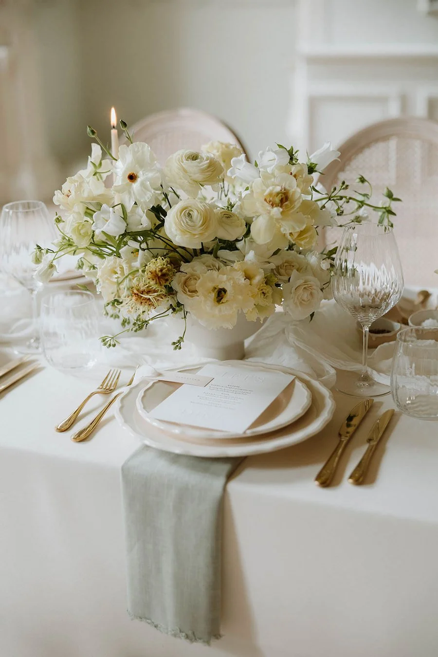 Lemmington-Hall-Editorial-Kate-Rose-Floral-Design-Wedding-Flowers-Kate-Rose-Modern-Floral-Design-4948.jpg