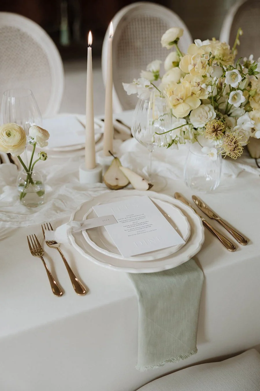Lemmington-Hall-Editorial-Kate-Rose-Floral-Design-Wedding-Flowers-Kate-Rose-Modern-Floral-Design-4952.jpg