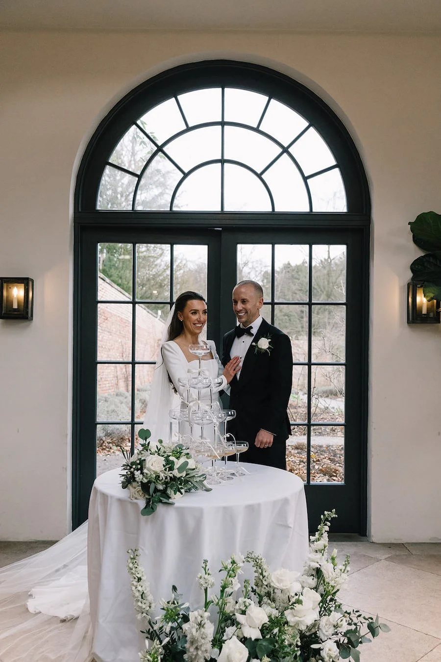 Middleton-Lodge-Wedding-Flowers-Kate-Rose-Modern-Floral-Design-India-Adam-747.jpg