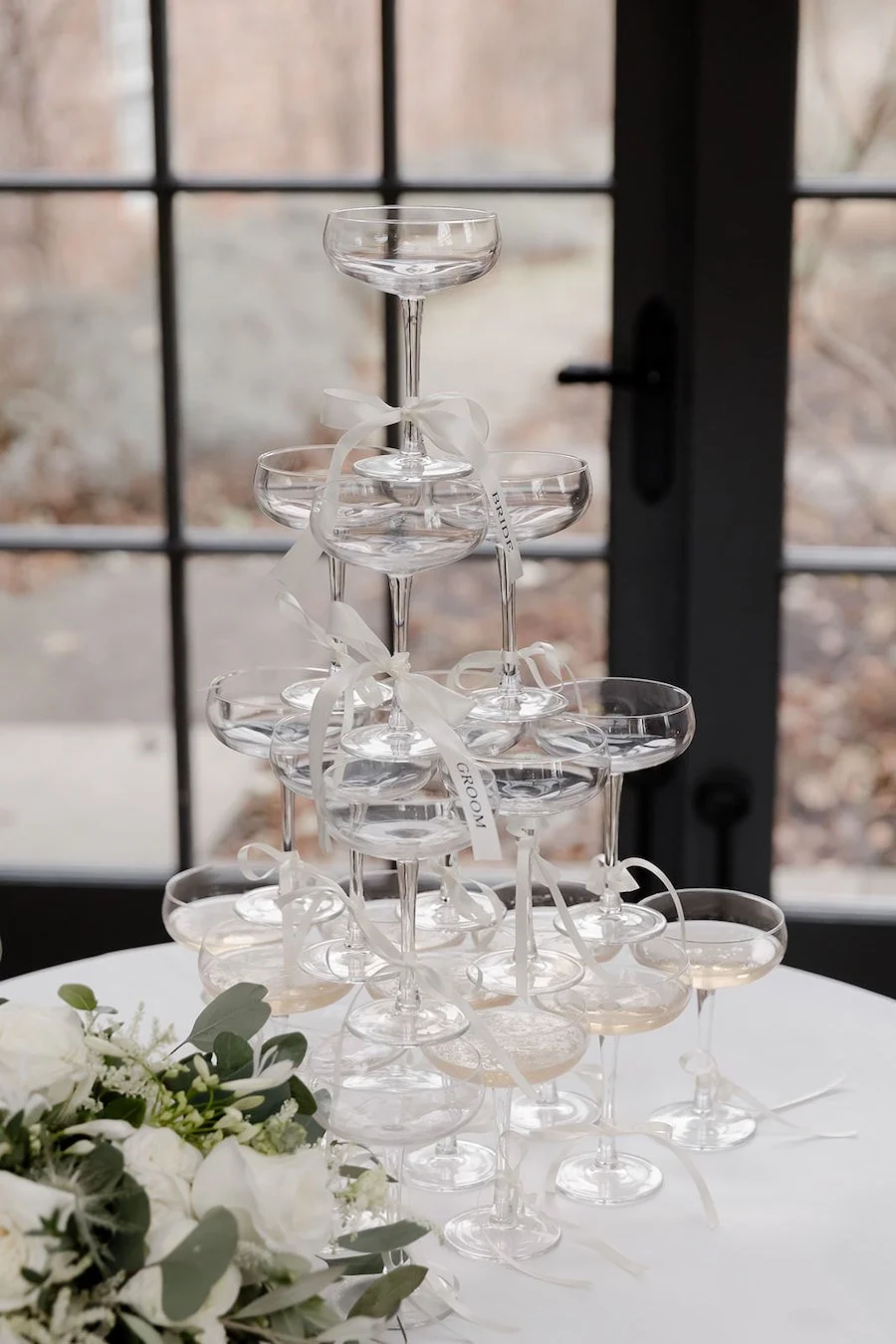 Middleton-Lodge-Wedding-Flowers-Kate-Rose-Modern-Floral-Design-India-Adam-743.jpg