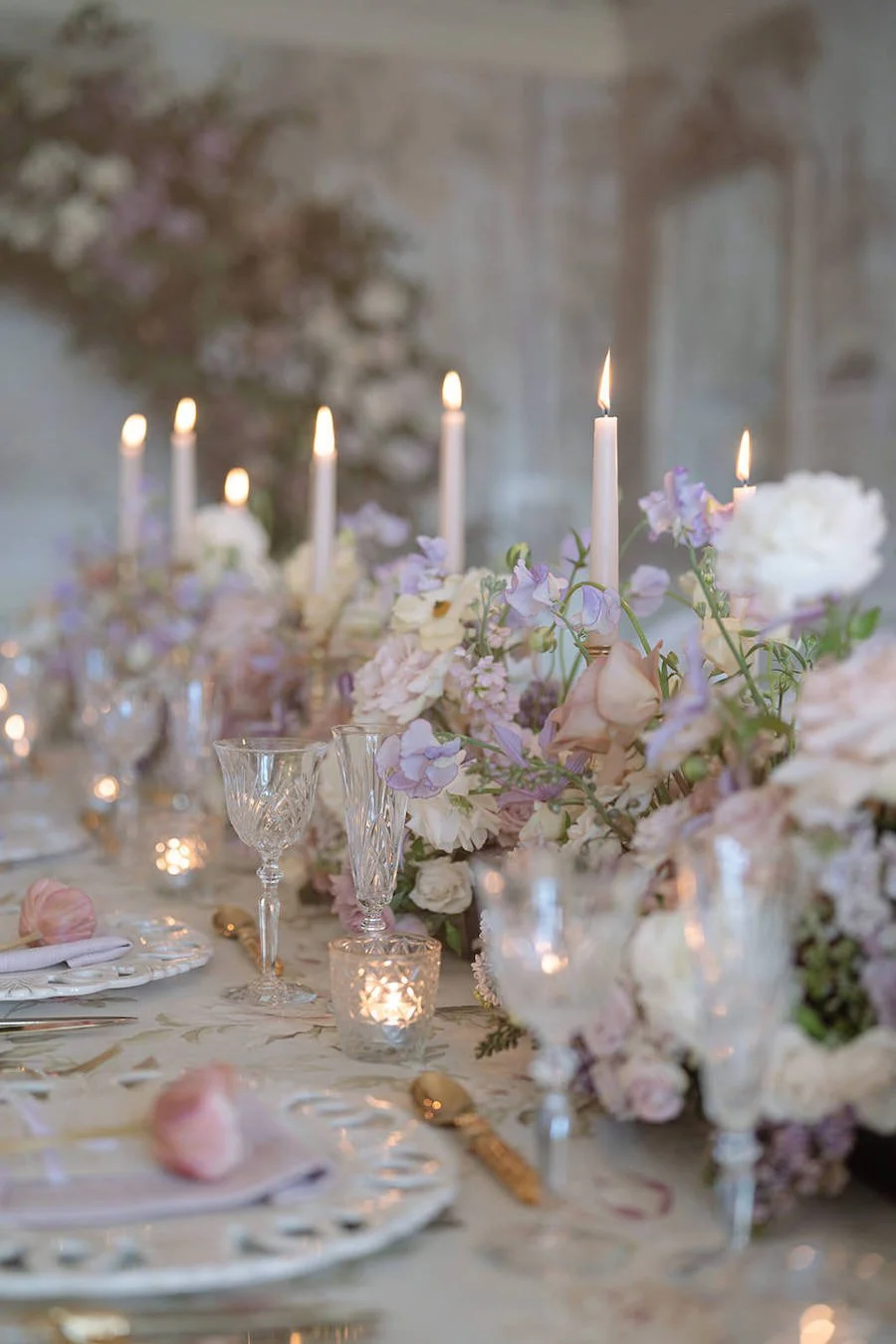 Bridgerton-Wedding-Inspiration-Wedding-Flowers-Kate-Rose-Modern-Floral-Design-Kamila-Nowak-Photography-59.jpg