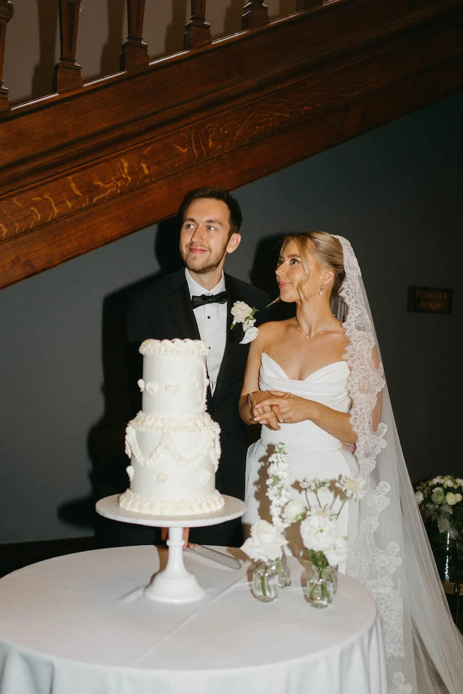 Romantic-Wedding-Flowers-Kate-Rose-Floral-Izzie&Harry-Thicket-Priory-Wedding-Flowers-1112.jpg