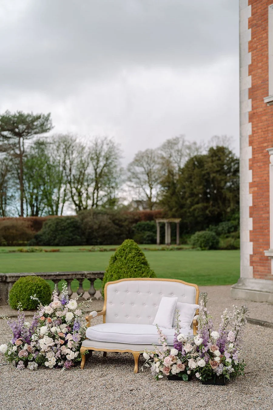 Bridgerton-Wedding-Inspiration-Wedding-Flowers-Kate-Rose-Modern-Floral-Design-Kamila-Nowak-Photography-4.jpg
