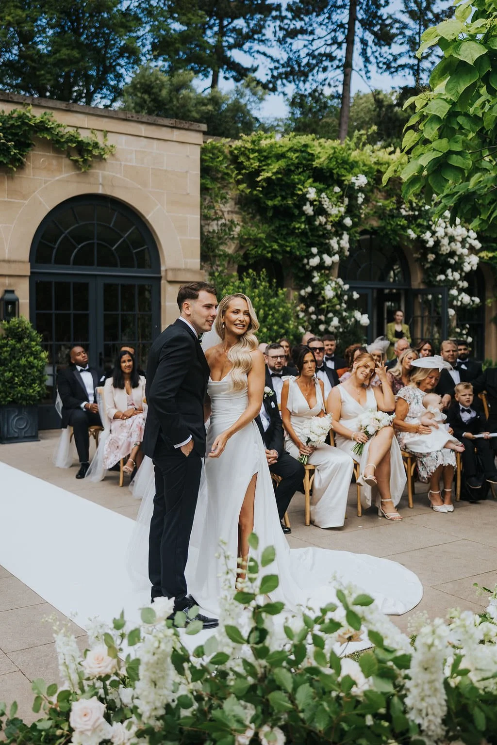 Middleton-Lodge-Wedding-Flowers-Kate-Rose-Floral-Design-Wedding-Flowers-Kate-Rose-Modern-Floral-Design-471.jpg