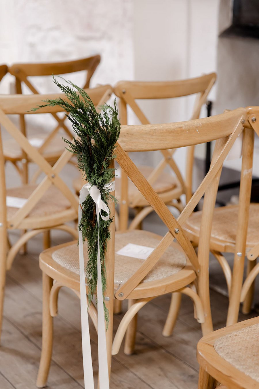 Middleton-Lodge-Wedding-Flowers-Kate-Rose-Modern-Floral-Design-India-Adam-288.jpg