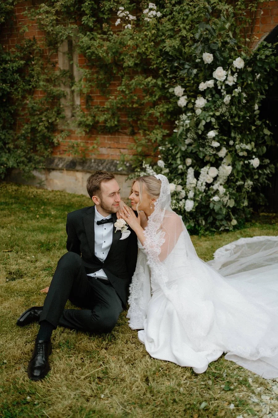 Romantic-Wedding-Flowers-Kate-Rose-Floral-Izzie&Harry-Thicket-Priory-Wedding-Flowers-0968.jpg